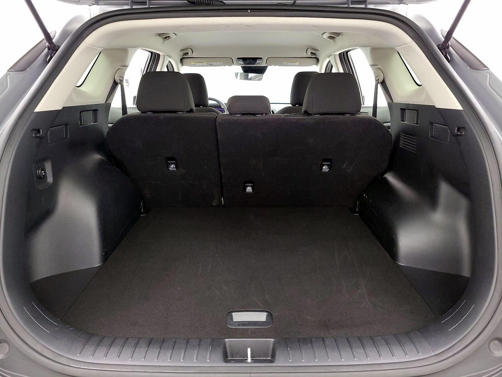 Thumbnail: 2025 Kia Sportage - 20