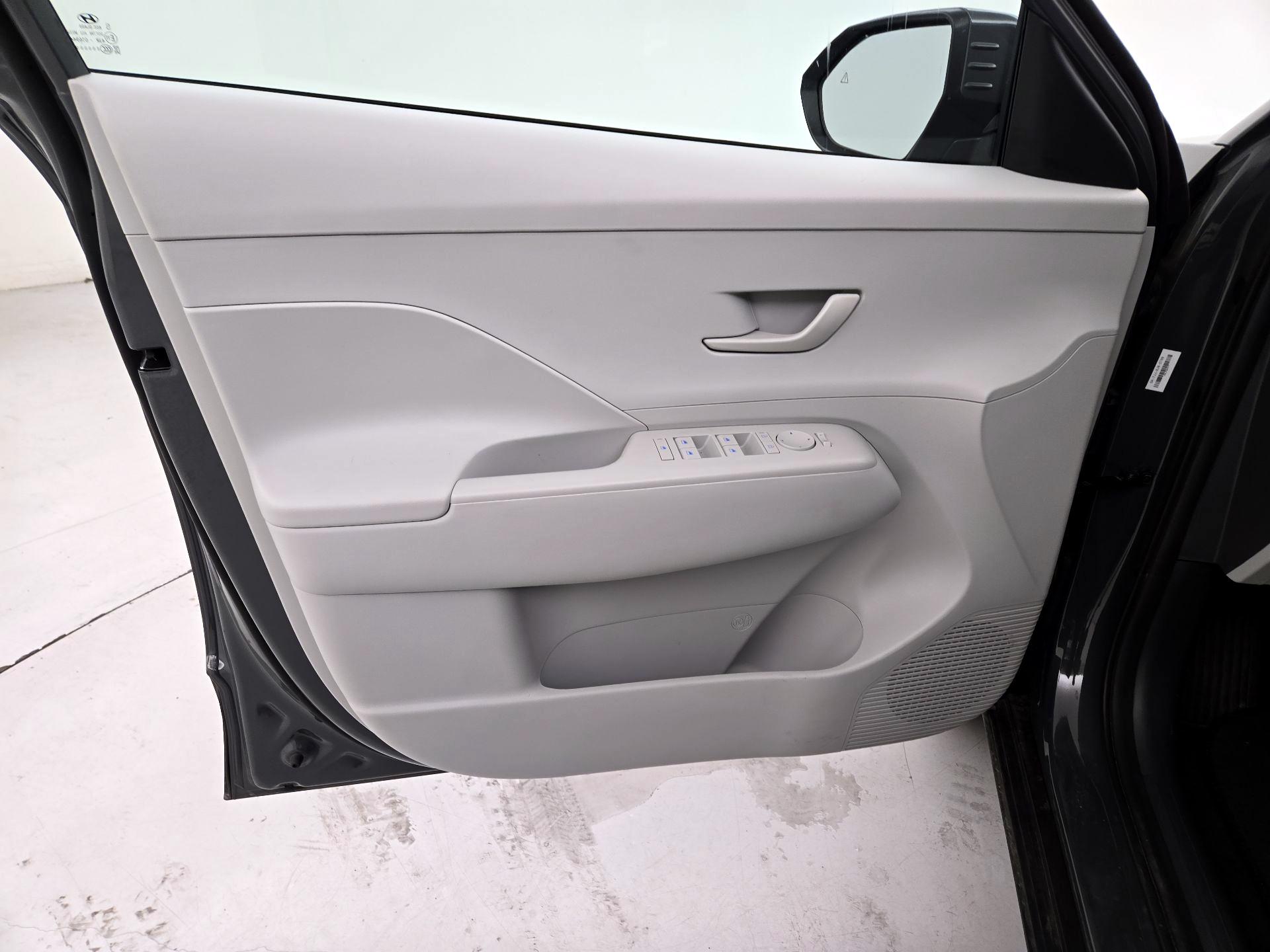 Thumbnail: 2025 Hyundai Kona - 12