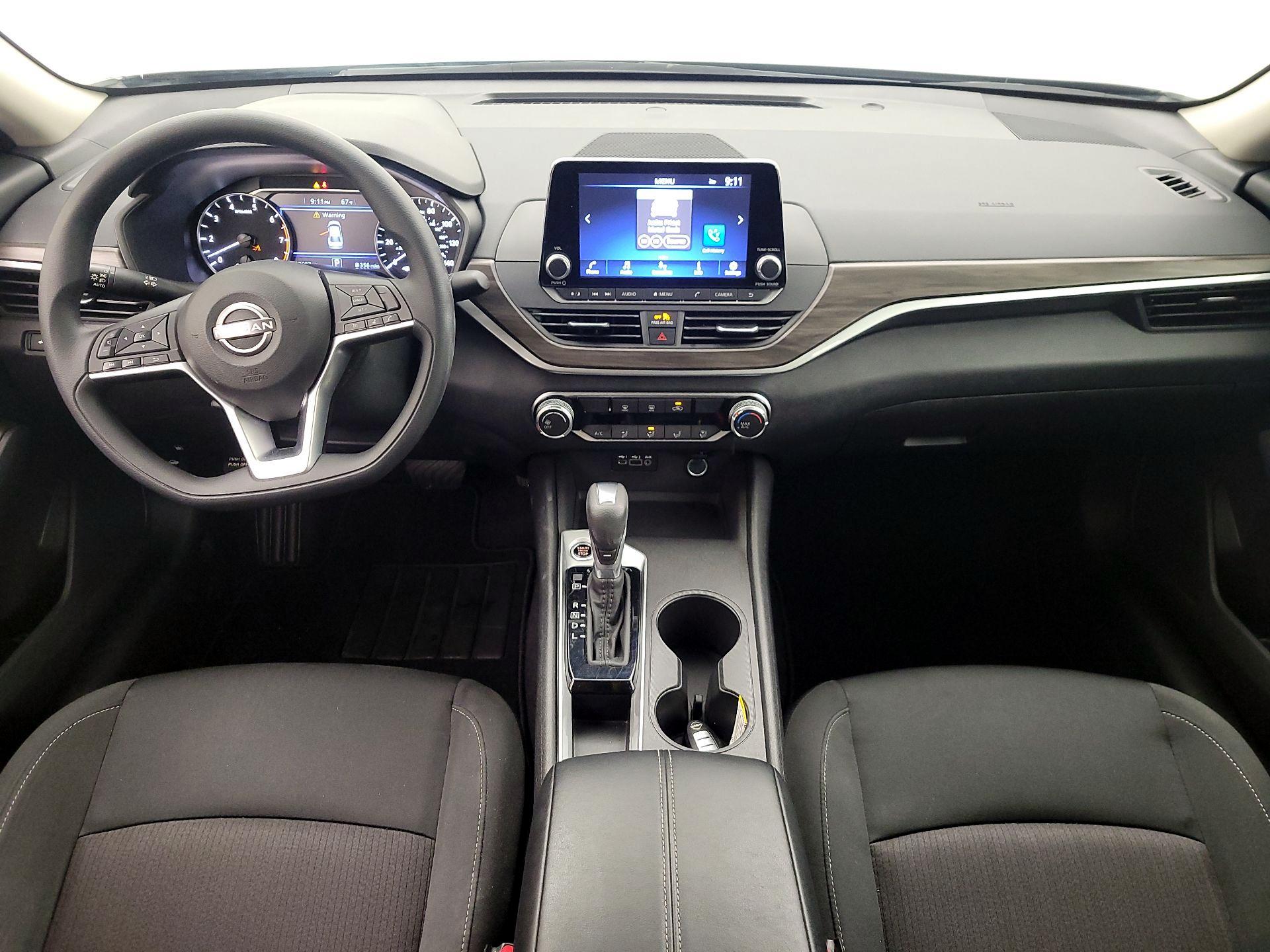 Thumbnail: 2025 Nissan Altima - 9