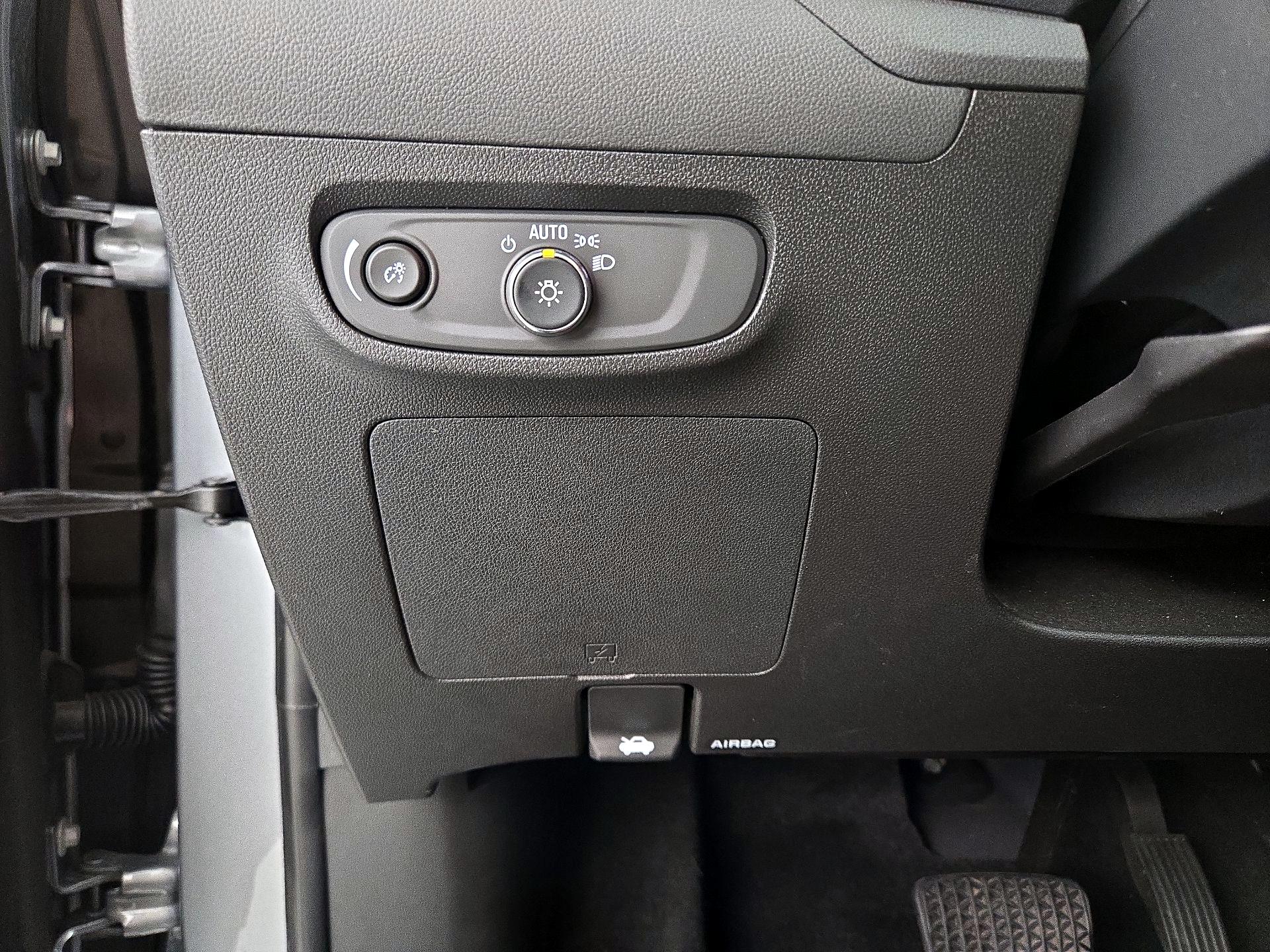 Thumbnail: 2025 Buick Encore GX - 13