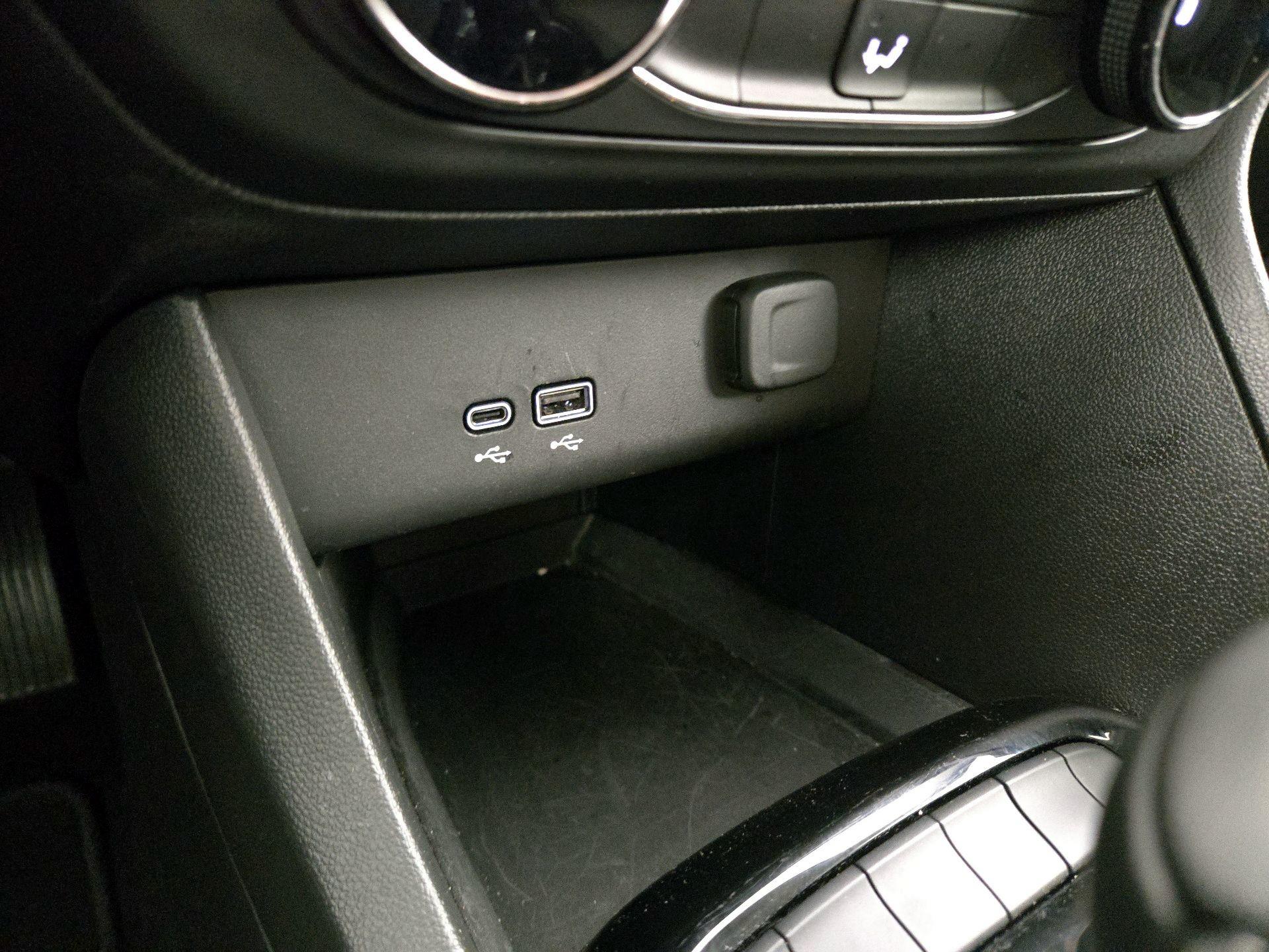 Thumbnail: 2025 Buick Encore GX - 18