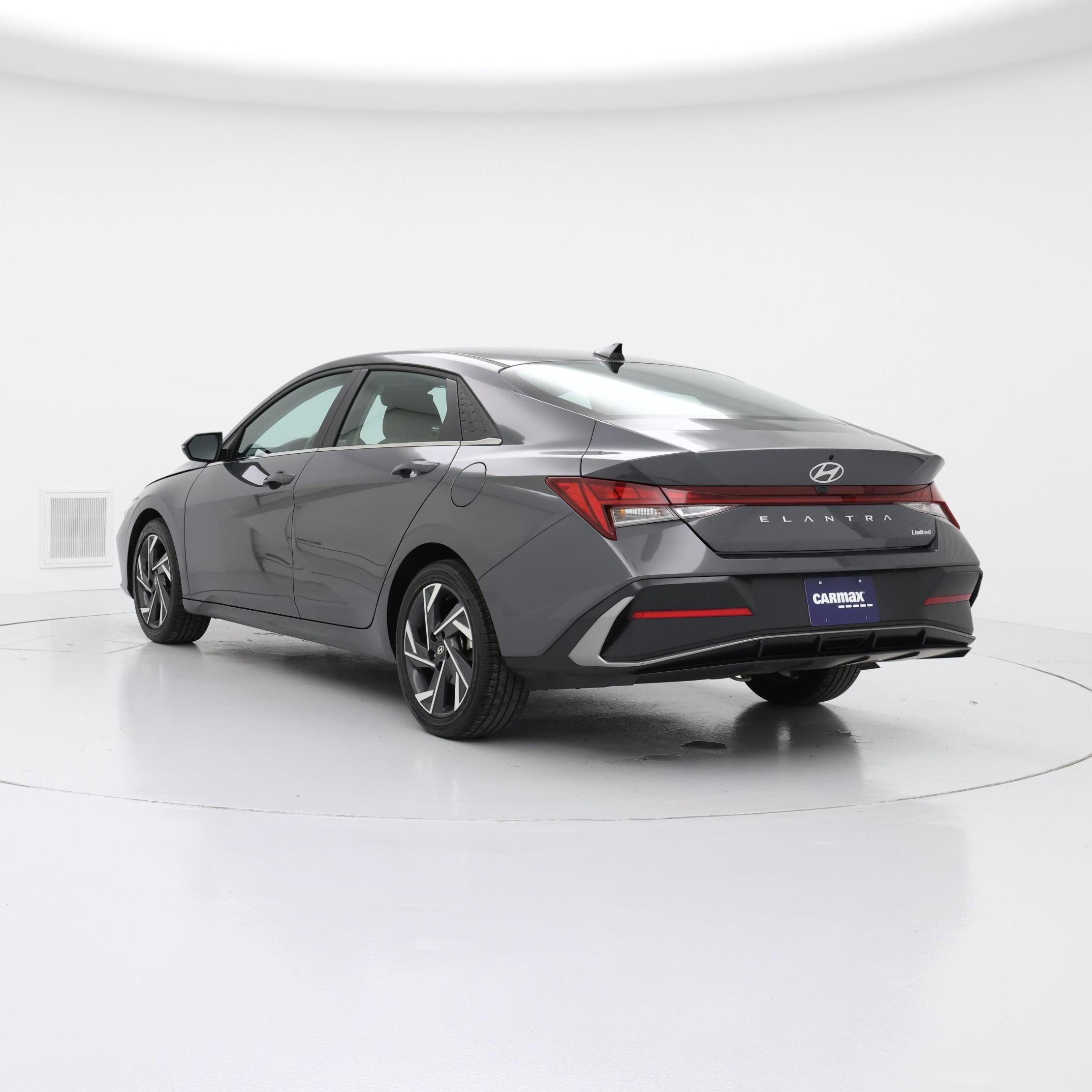 Thumbnail: 2025 Hyundai Elantra - 2