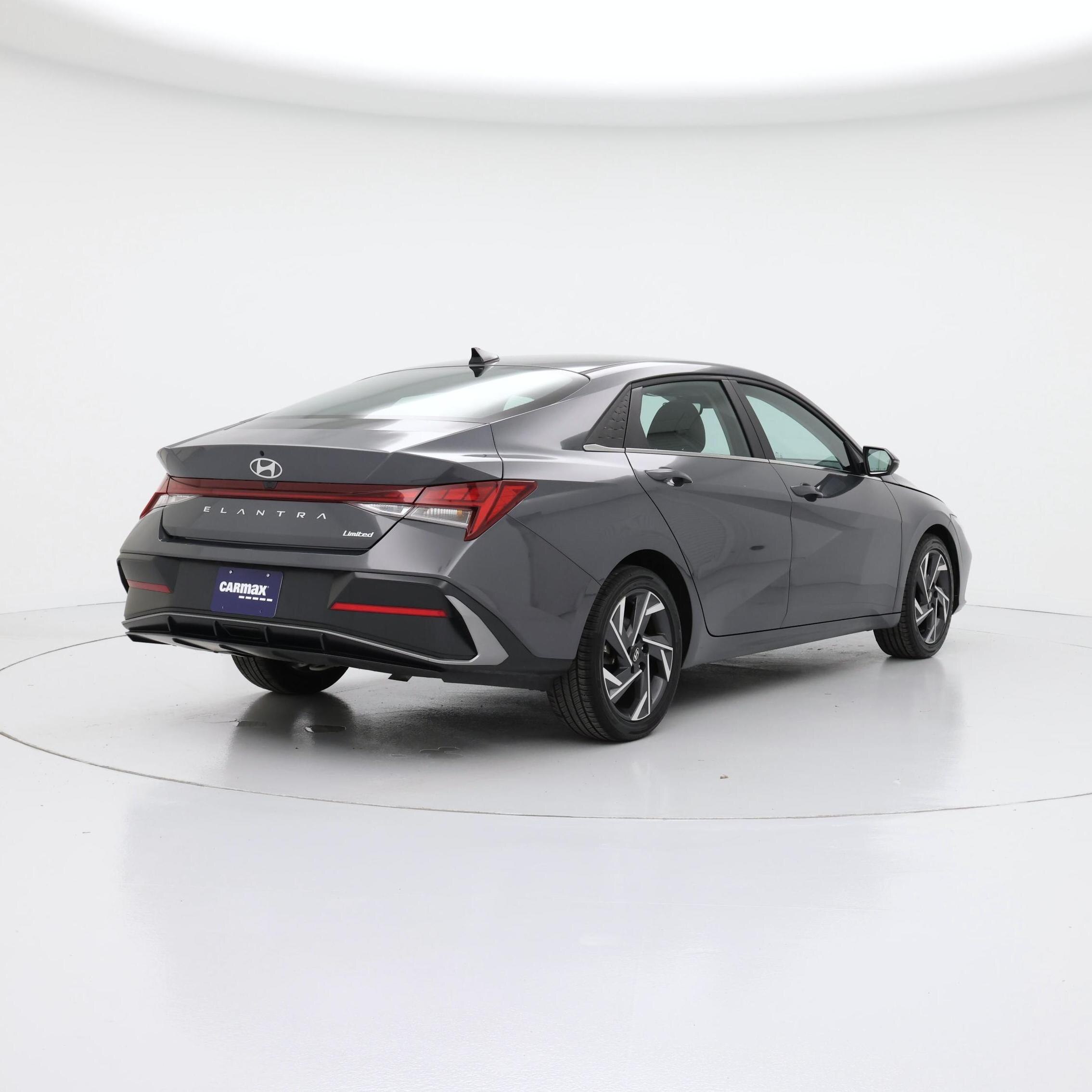 Thumbnail: 2025 Hyundai Elantra - 8