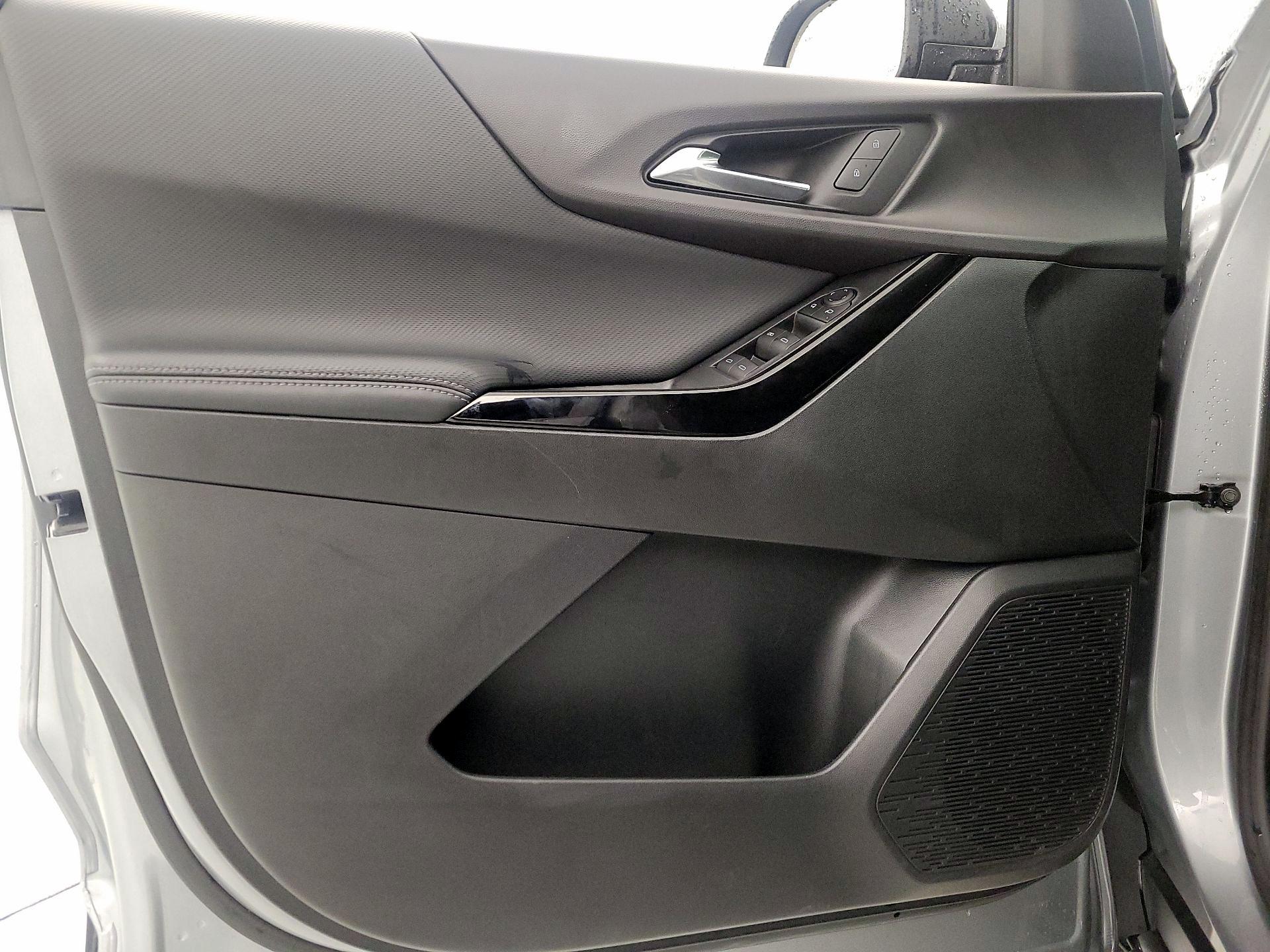 Thumbnail: 2025 Chevrolet Equinox - 12