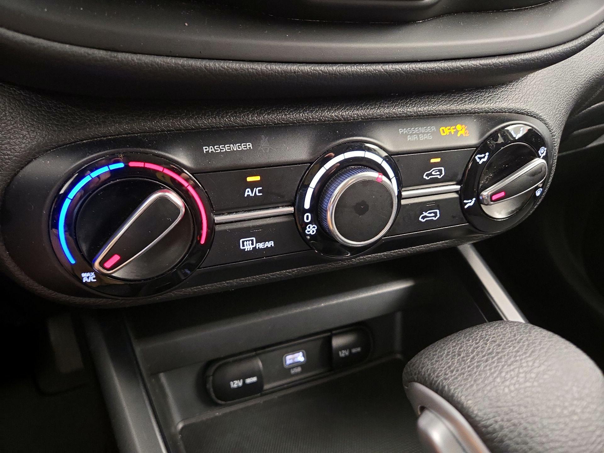 Thumbnail: 2025 Kia Soul - 16