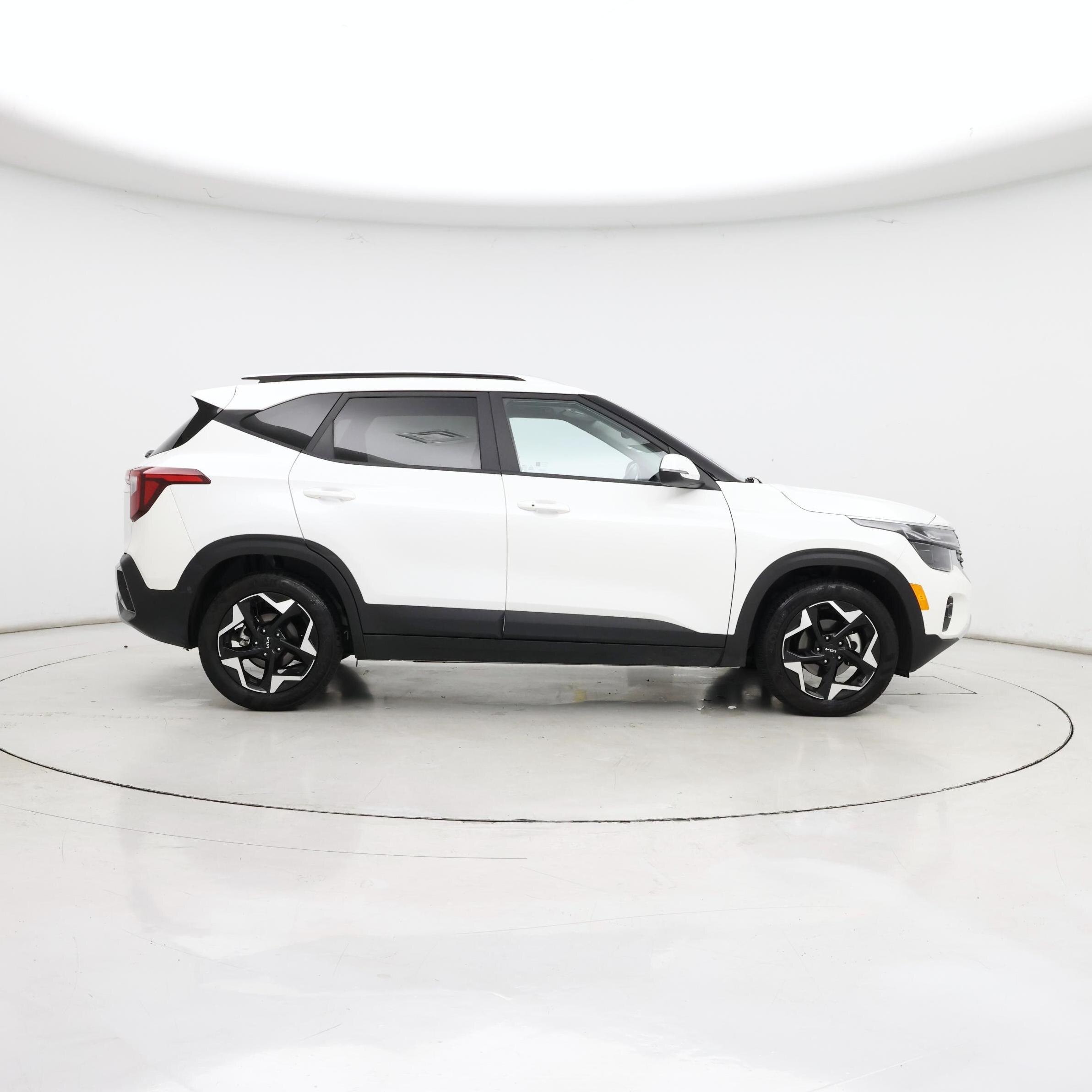 Thumbnail: 2025 Kia Seltos - 7