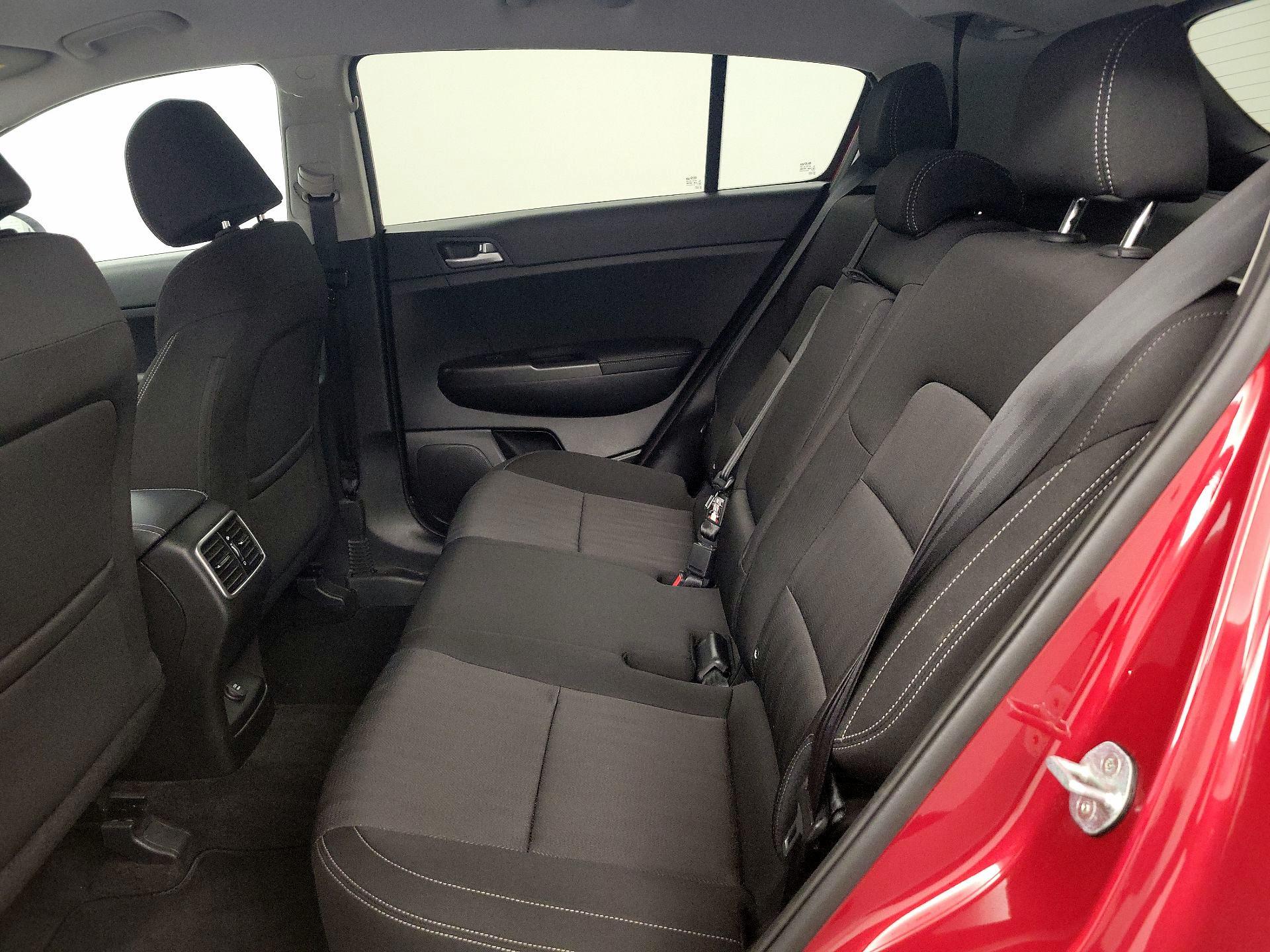 Thumbnail: 2020 Kia Sportage - 19