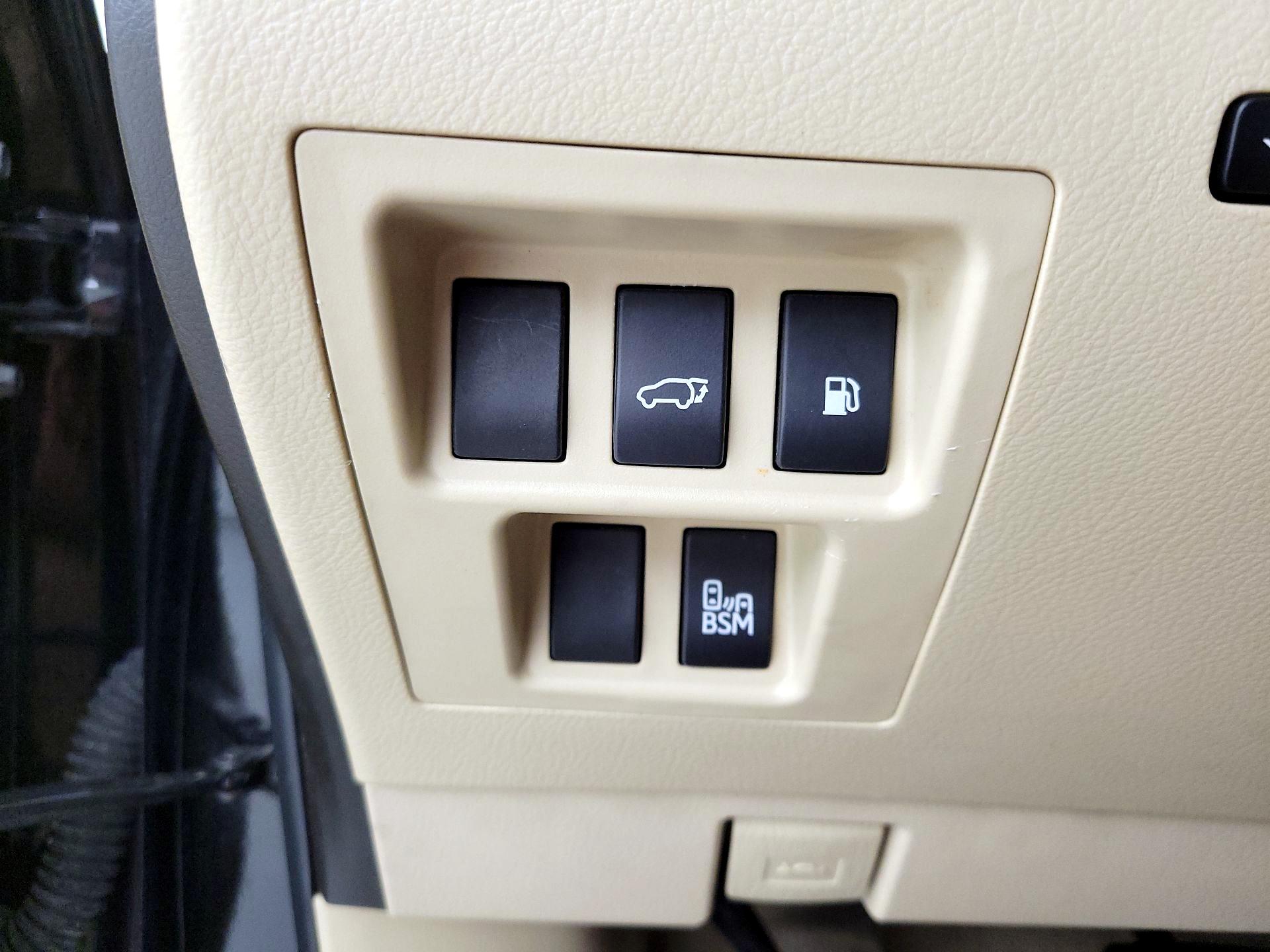 Thumbnail: 2014 Lexus RX - 13