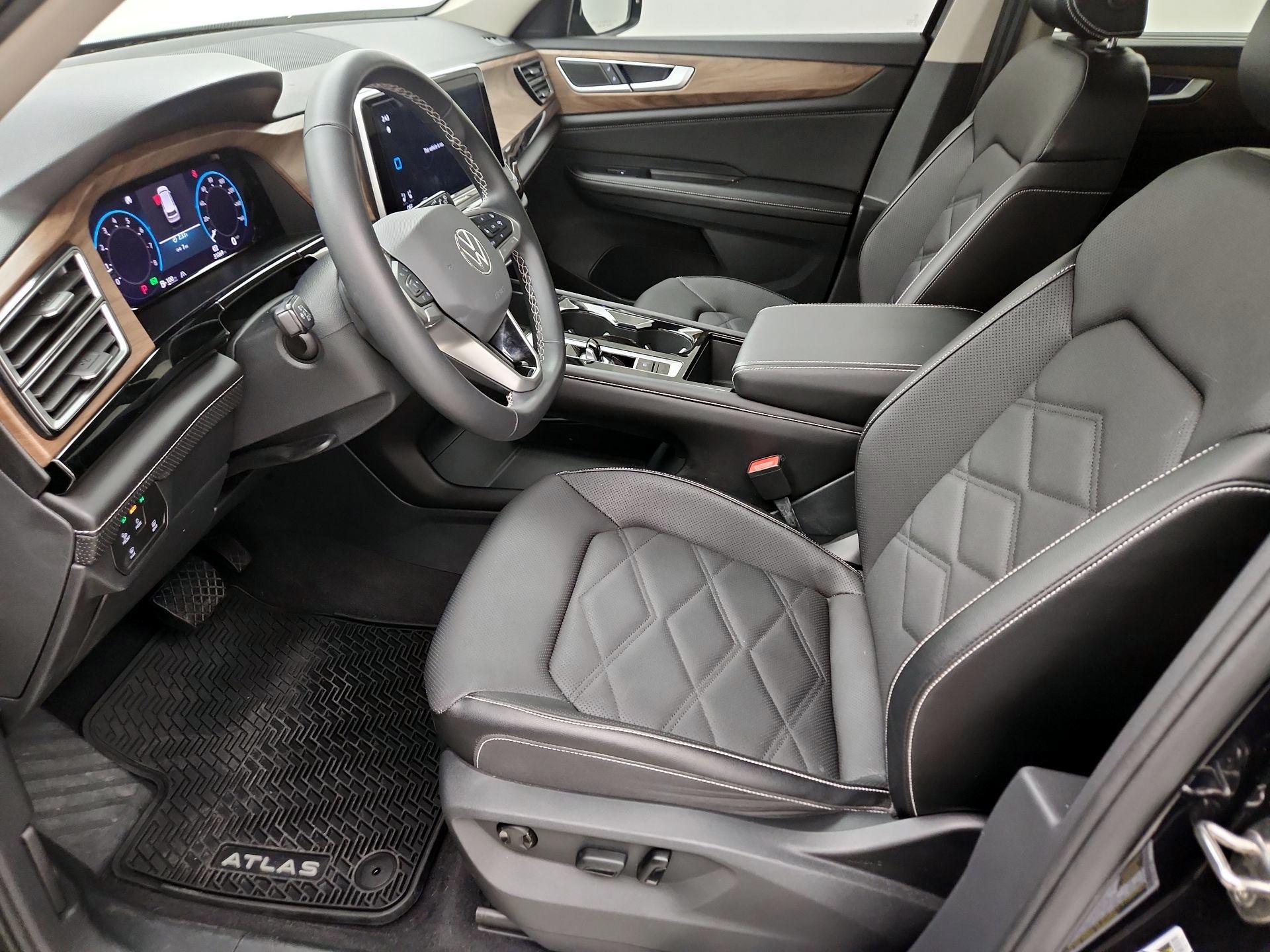 Thumbnail: 2024 Volkswagen Atlas - 11