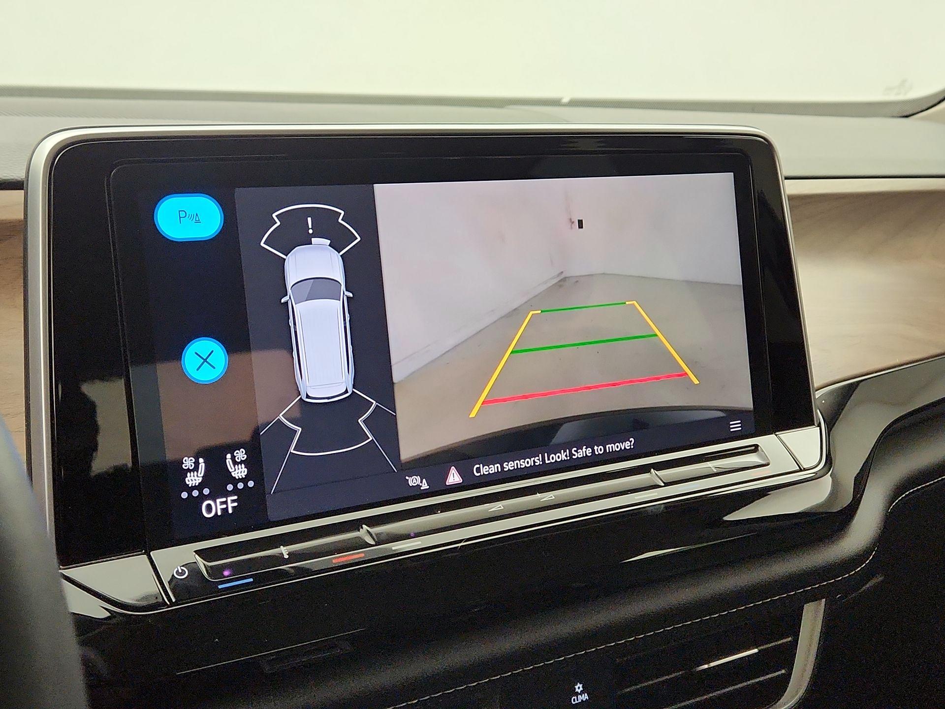 Thumbnail: 2024 Volkswagen Atlas - 14