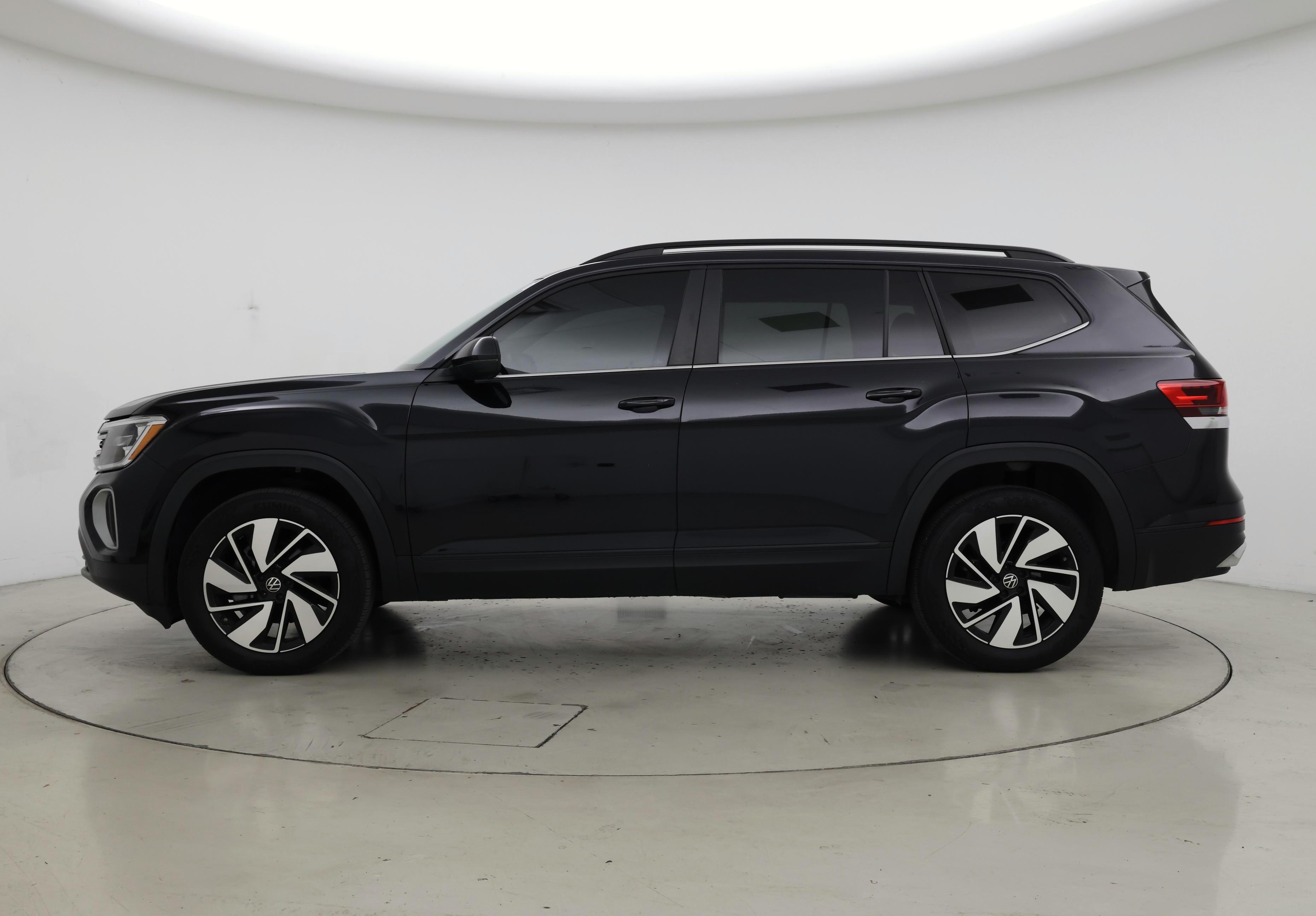 Thumbnail: 2024 Volkswagen Atlas - 3