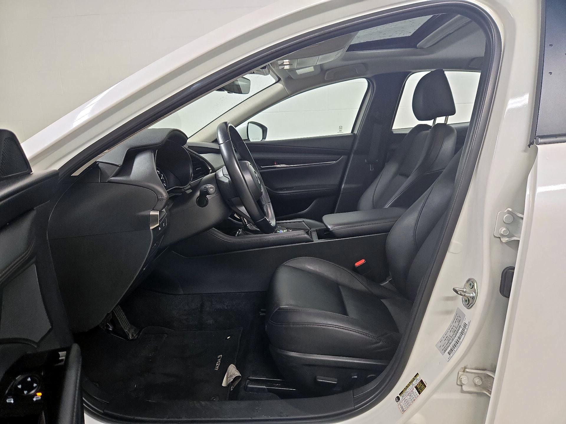 Thumbnail: 2025 Mazda Mazda3 - 11