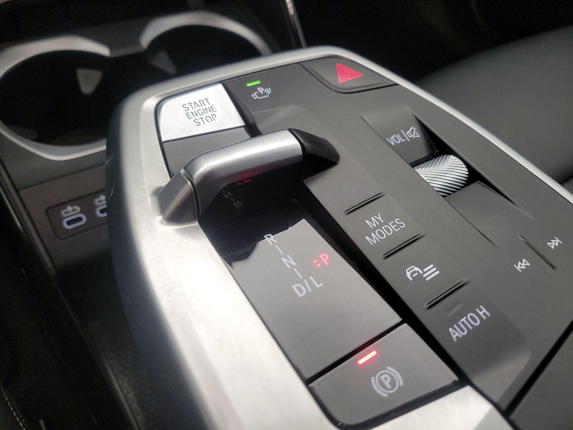 Thumbnail: 2025 BMW X2 - 17