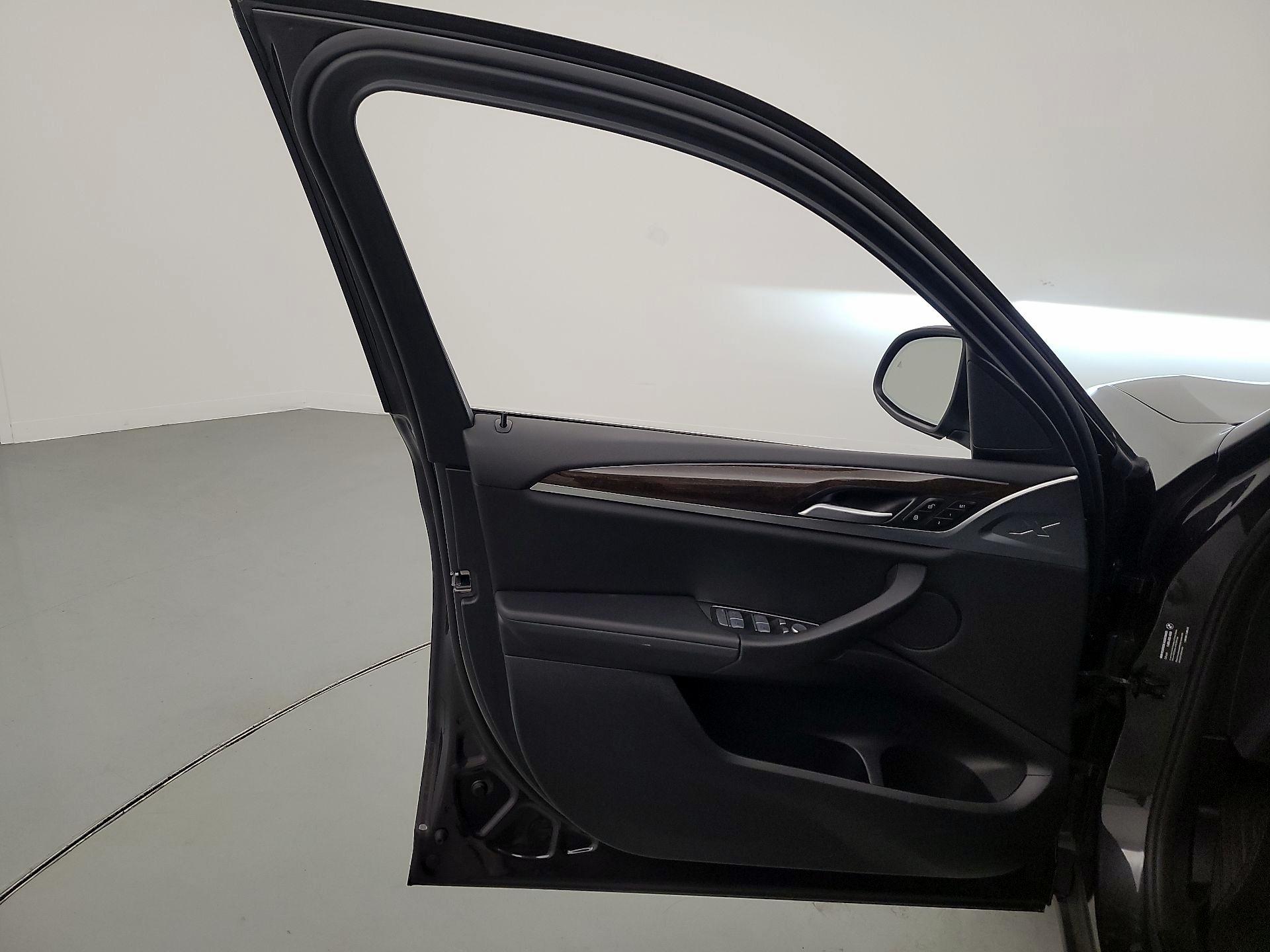 Thumbnail: 2024 BMW X3 - 12