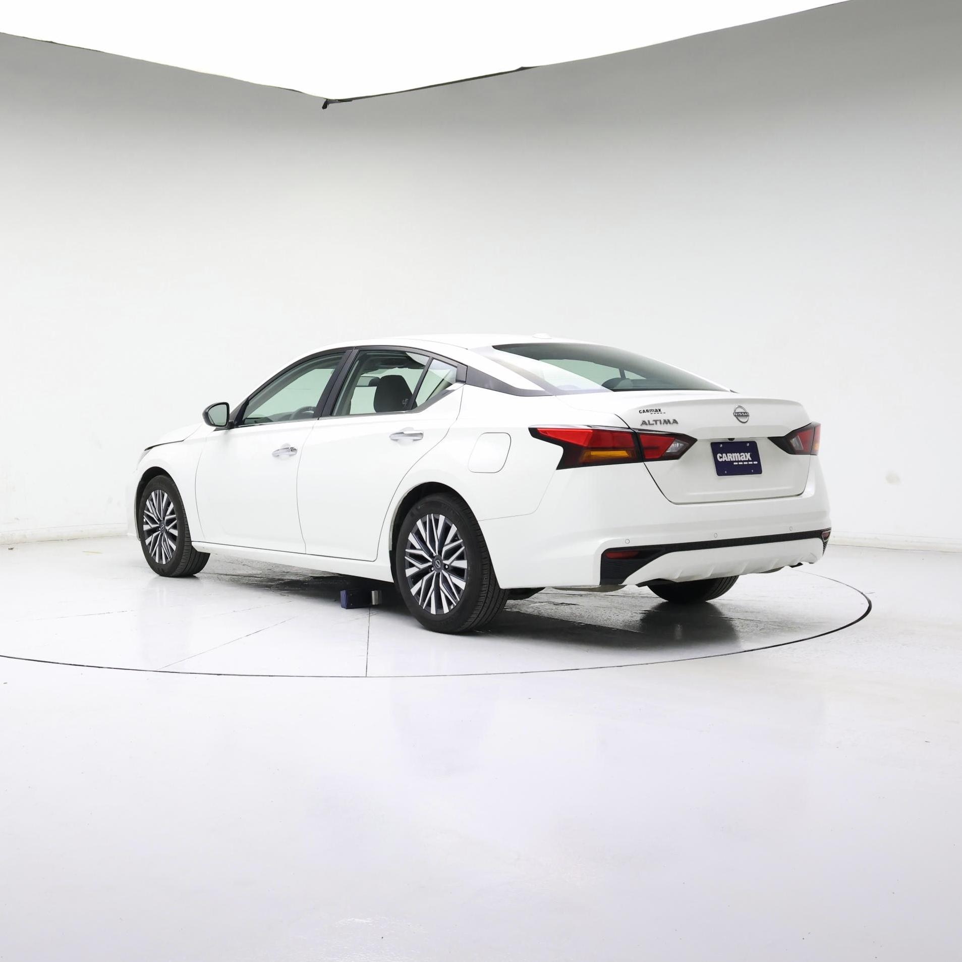 Thumbnail: 2025 Nissan Altima - 2