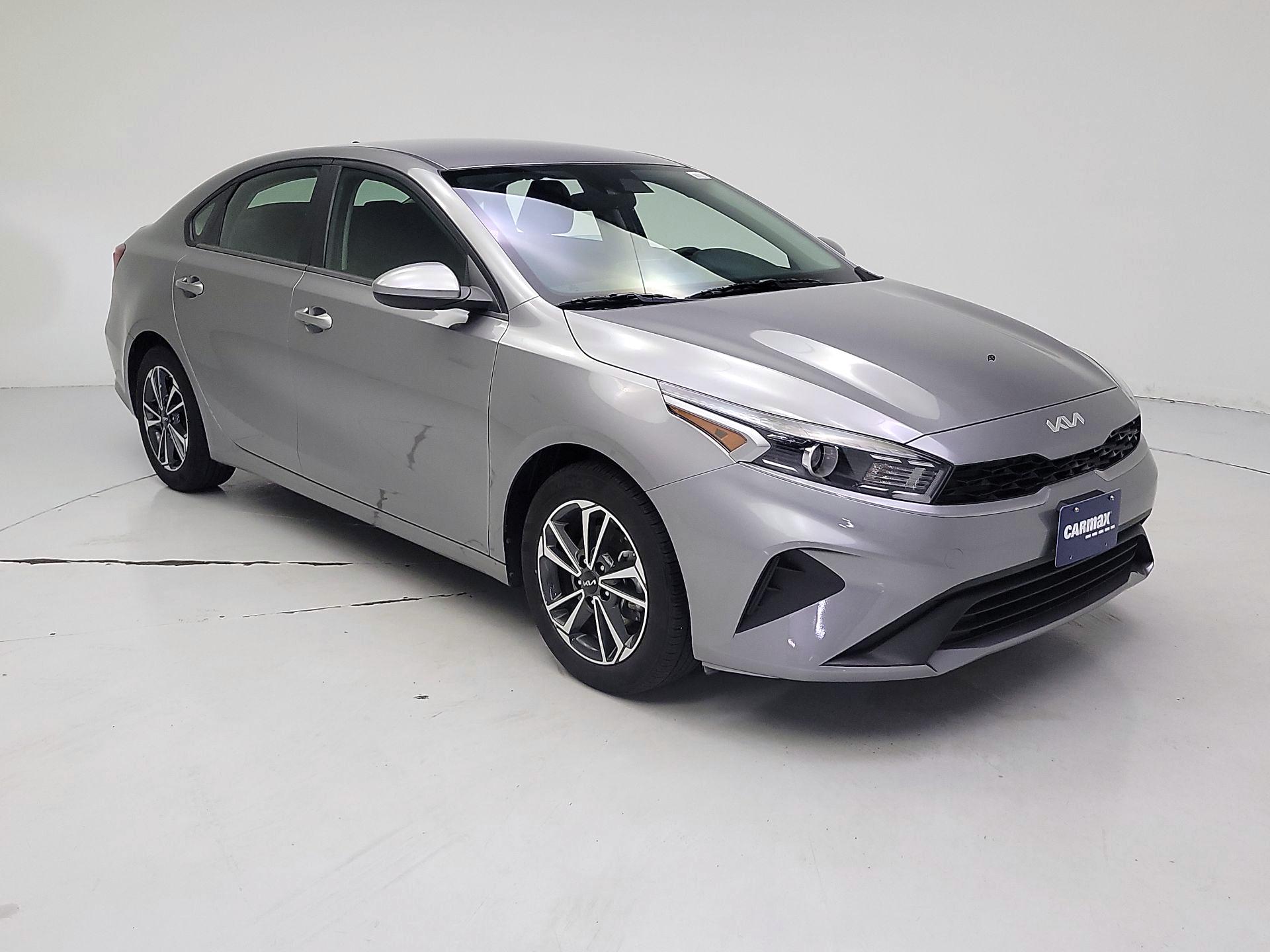 Thumbnail: 2024 Kia Forte - 1