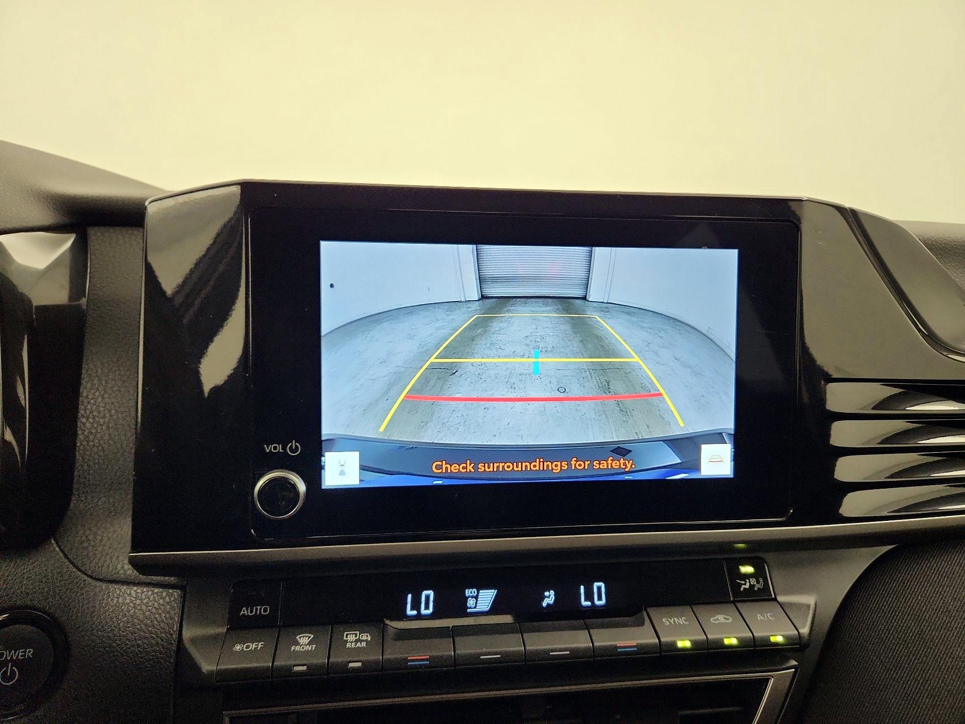 Thumbnail: 2025 Toyota Camry - 12