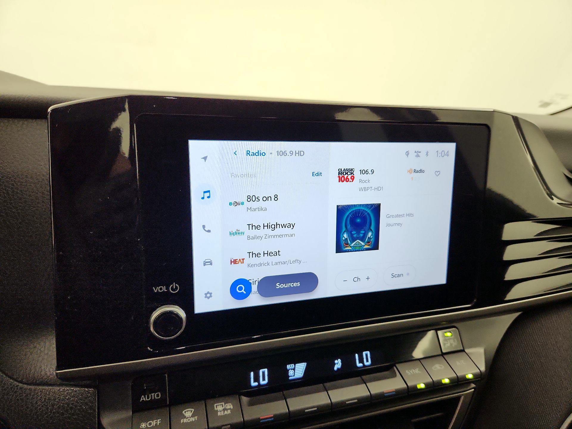 Thumbnail: 2025 Toyota Camry - 13