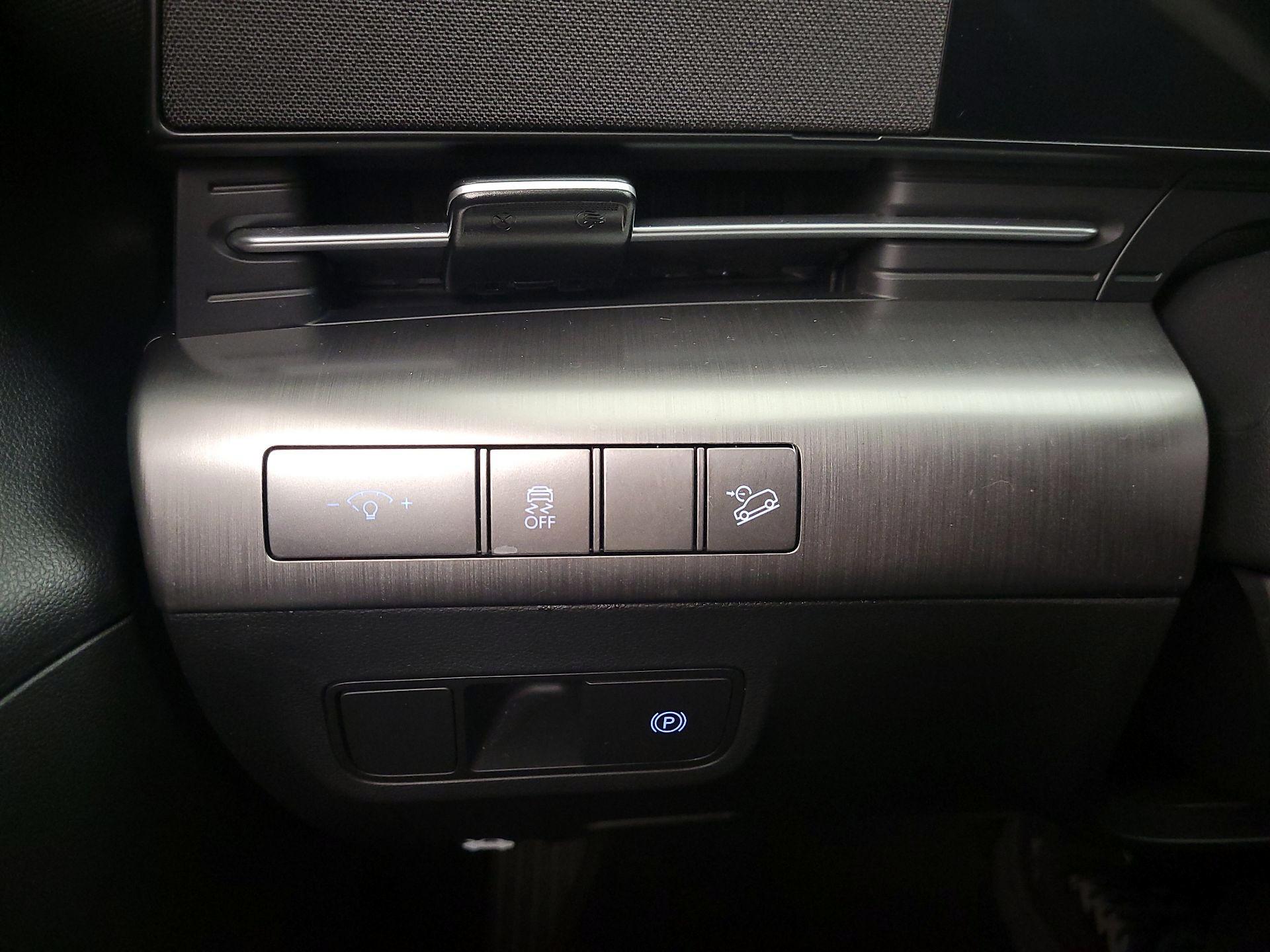 Thumbnail: 2025 Hyundai Kona - 13