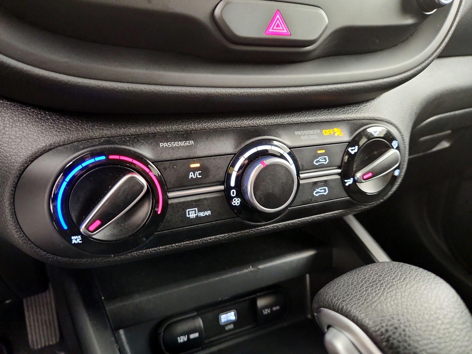 Thumbnail: 2025 Kia Soul - 16