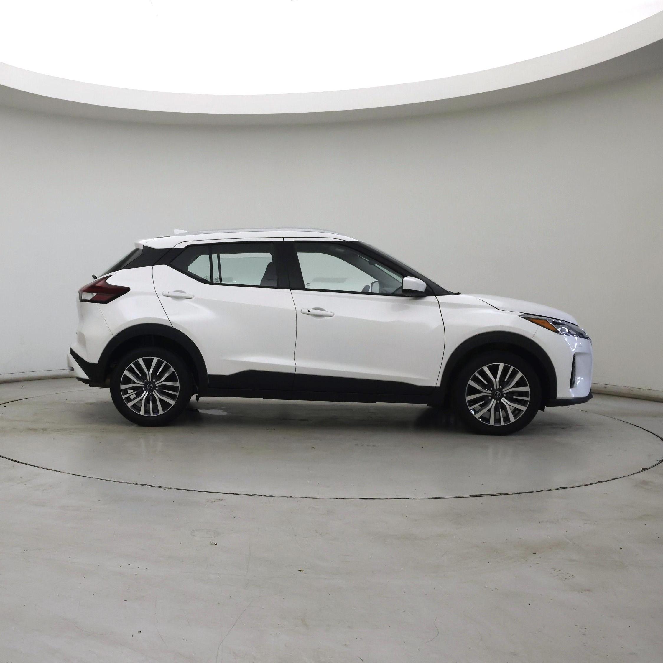 Thumbnail: 2024 Nissan Kicks - 7