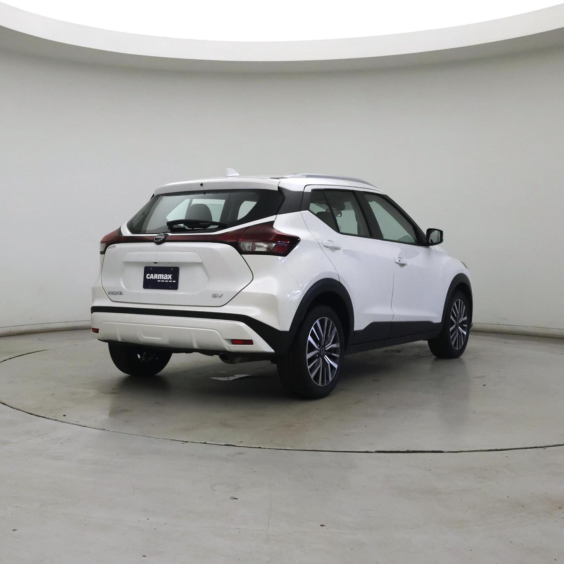 Thumbnail: 2024 Nissan Kicks - 8