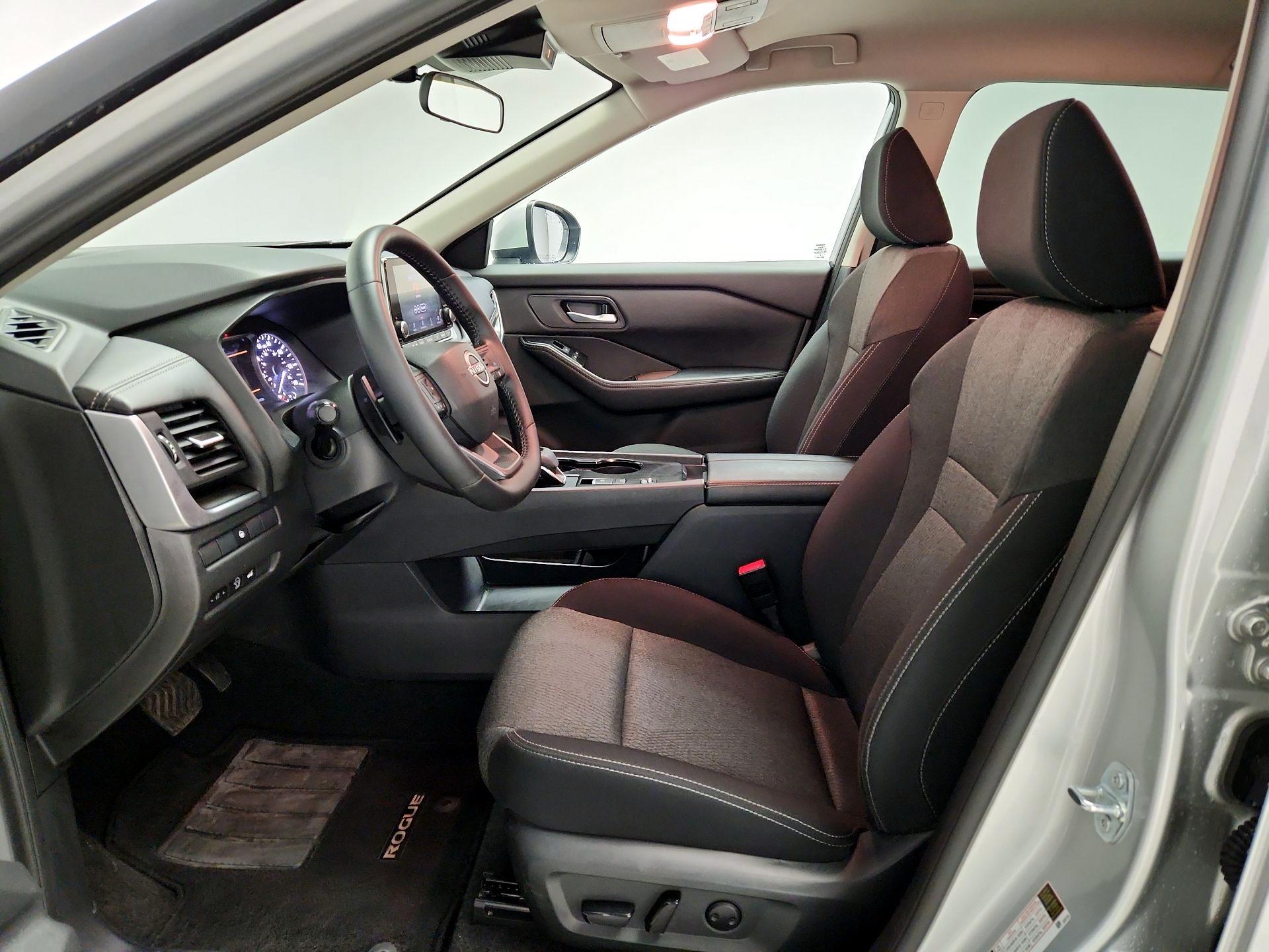 Thumbnail: 2025 Nissan Rogue - 11