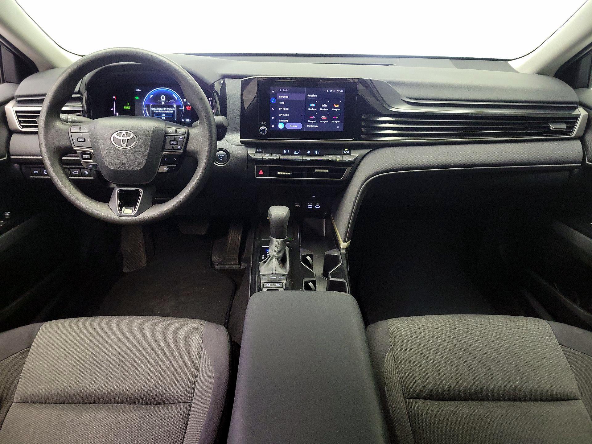 Thumbnail: 2025 Toyota Camry - 9