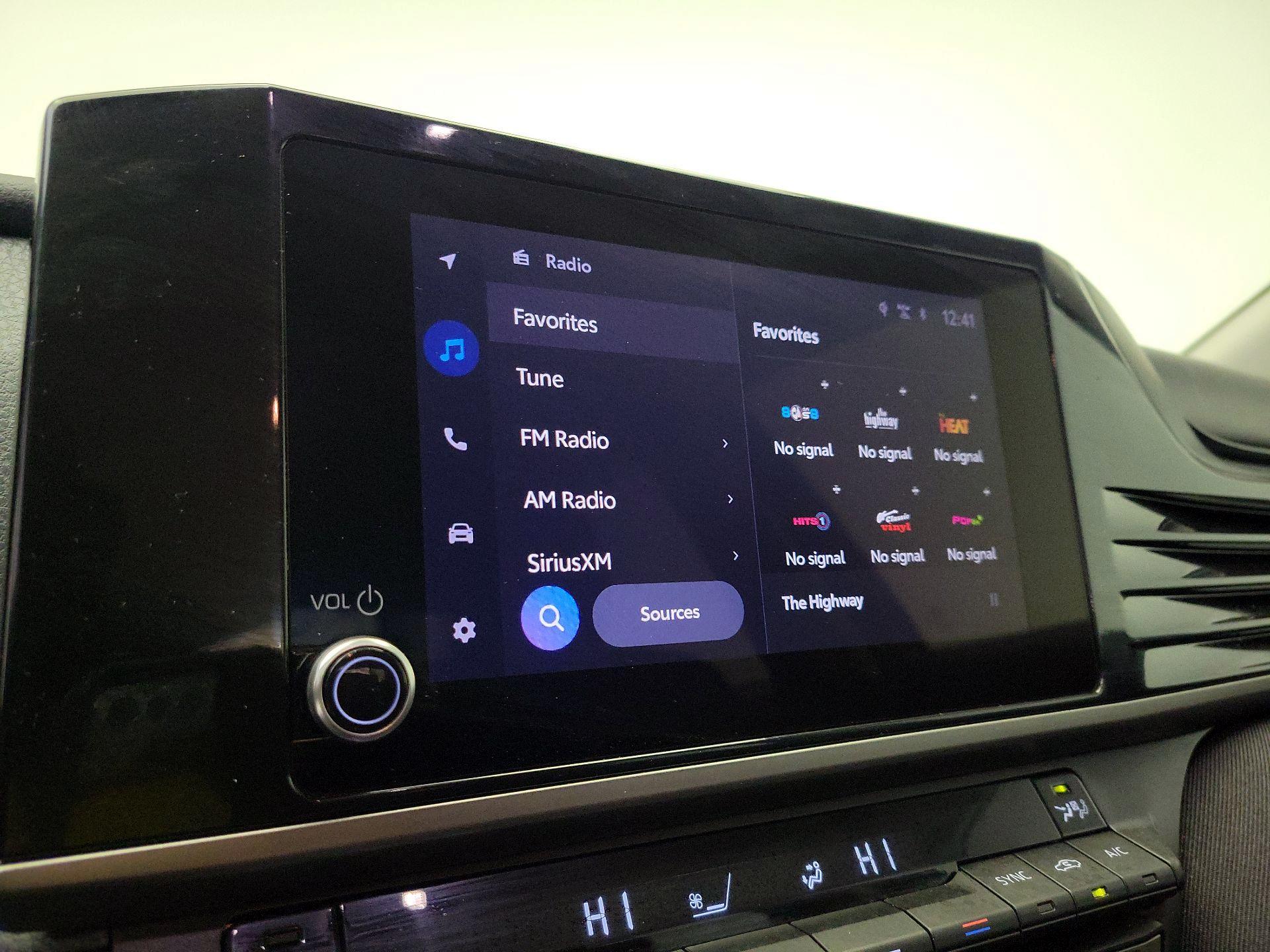 Thumbnail: 2025 Toyota Camry - 15