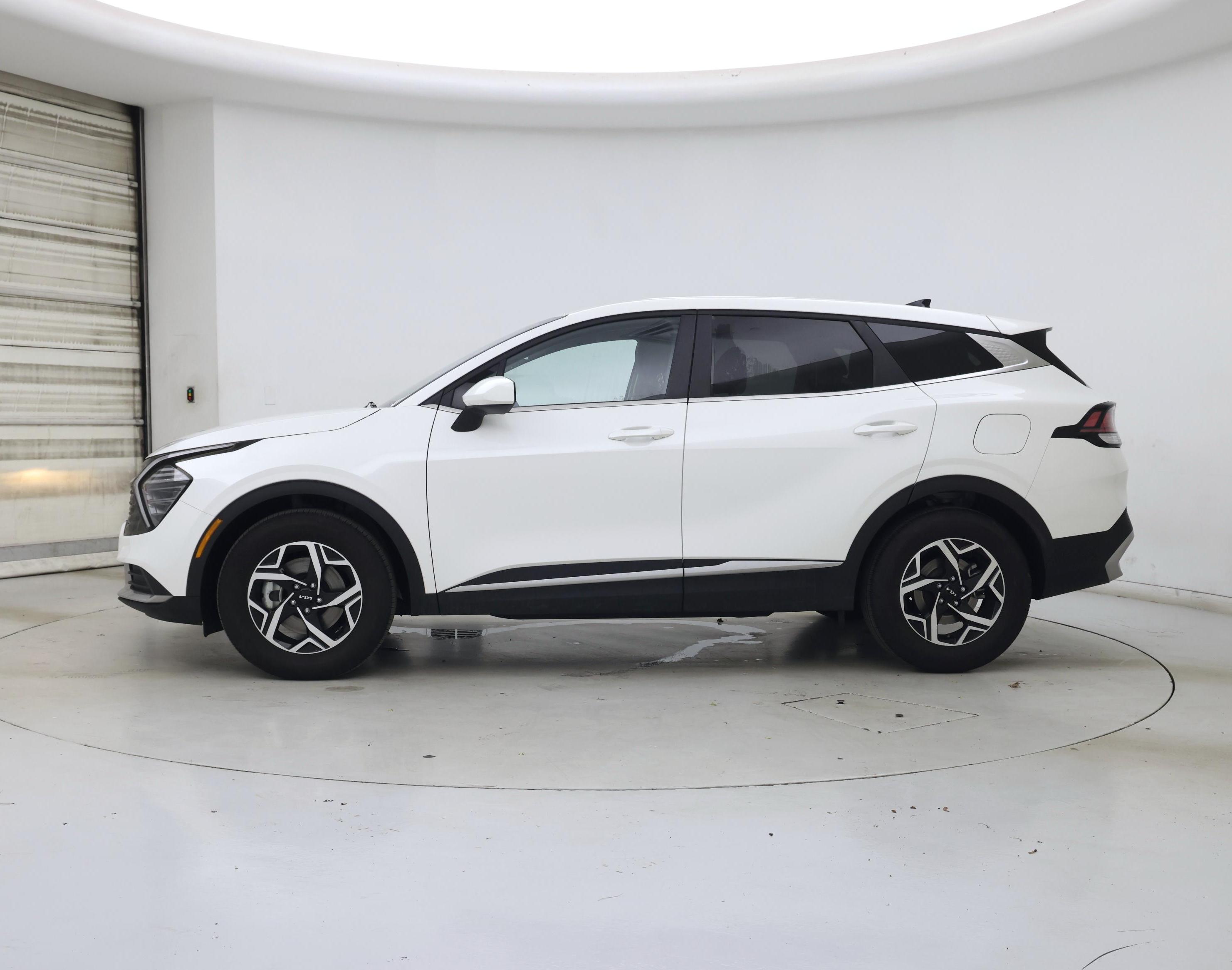 Thumbnail: 2025 Kia Sportage - 3