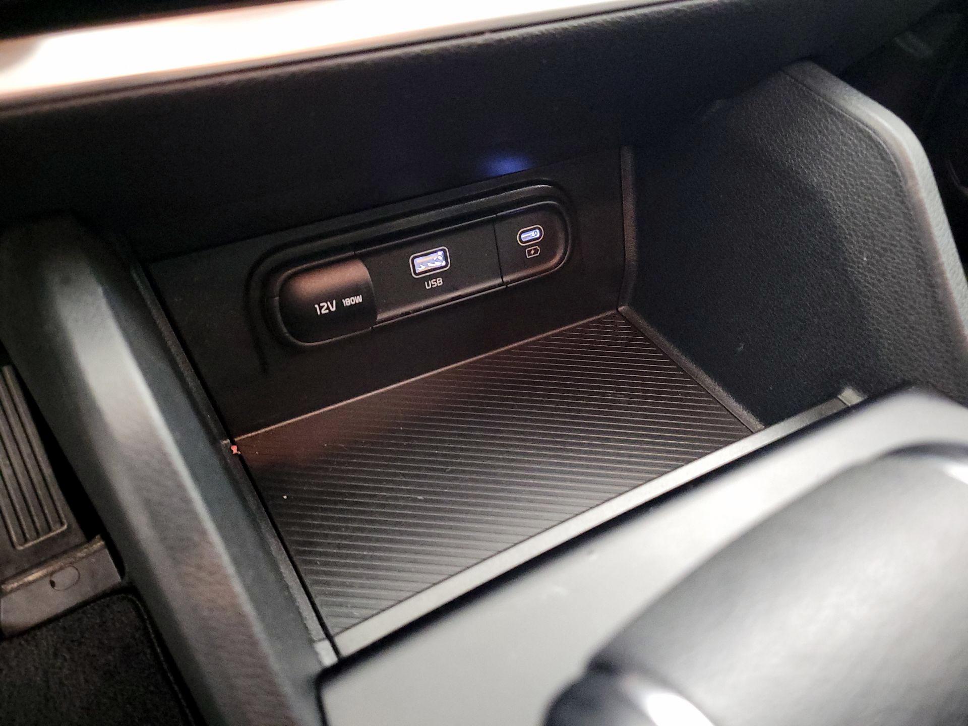 Thumbnail: 2025 Kia Sportage - 18