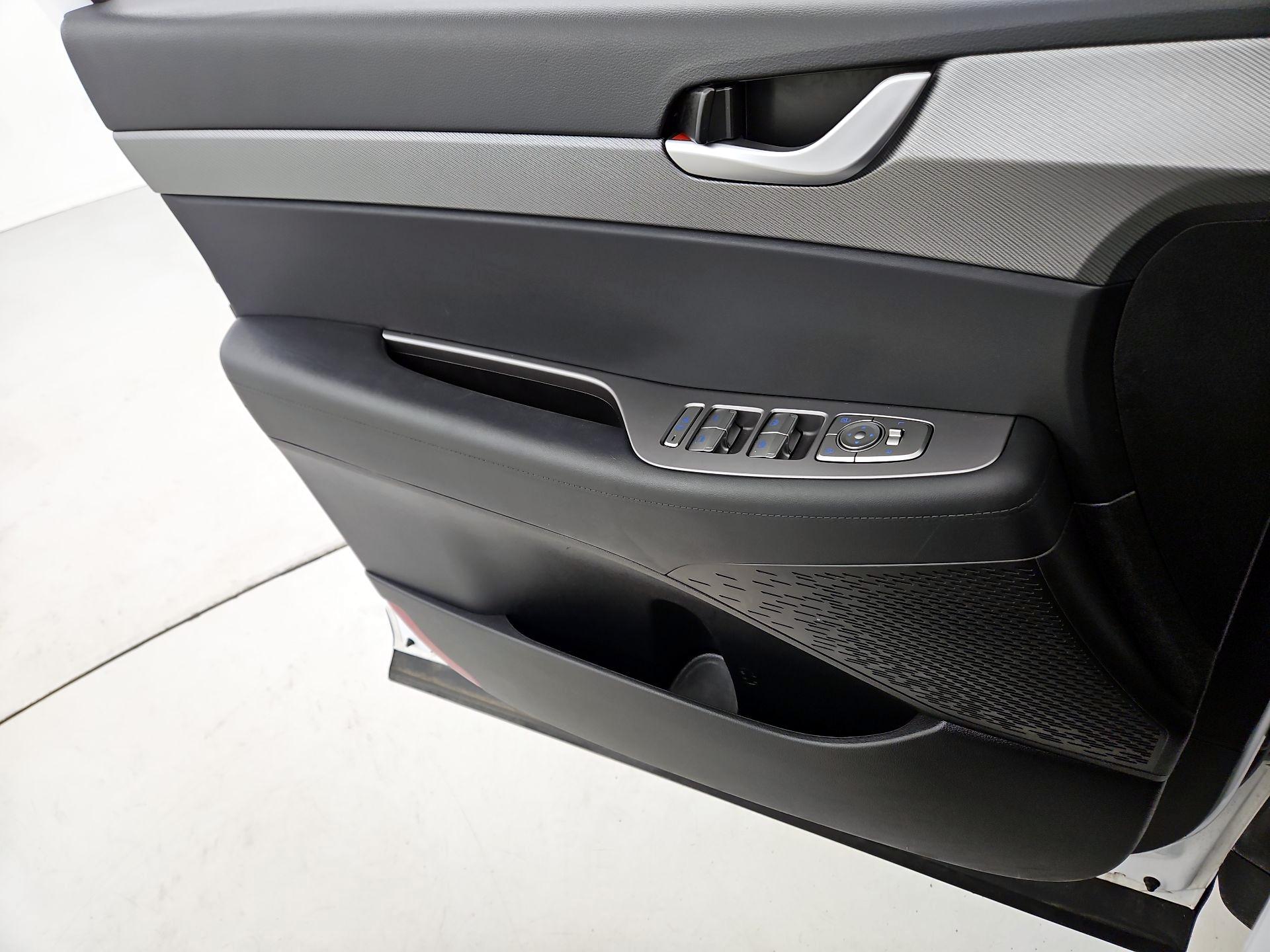 Thumbnail: 2025 Hyundai Palisade - 12