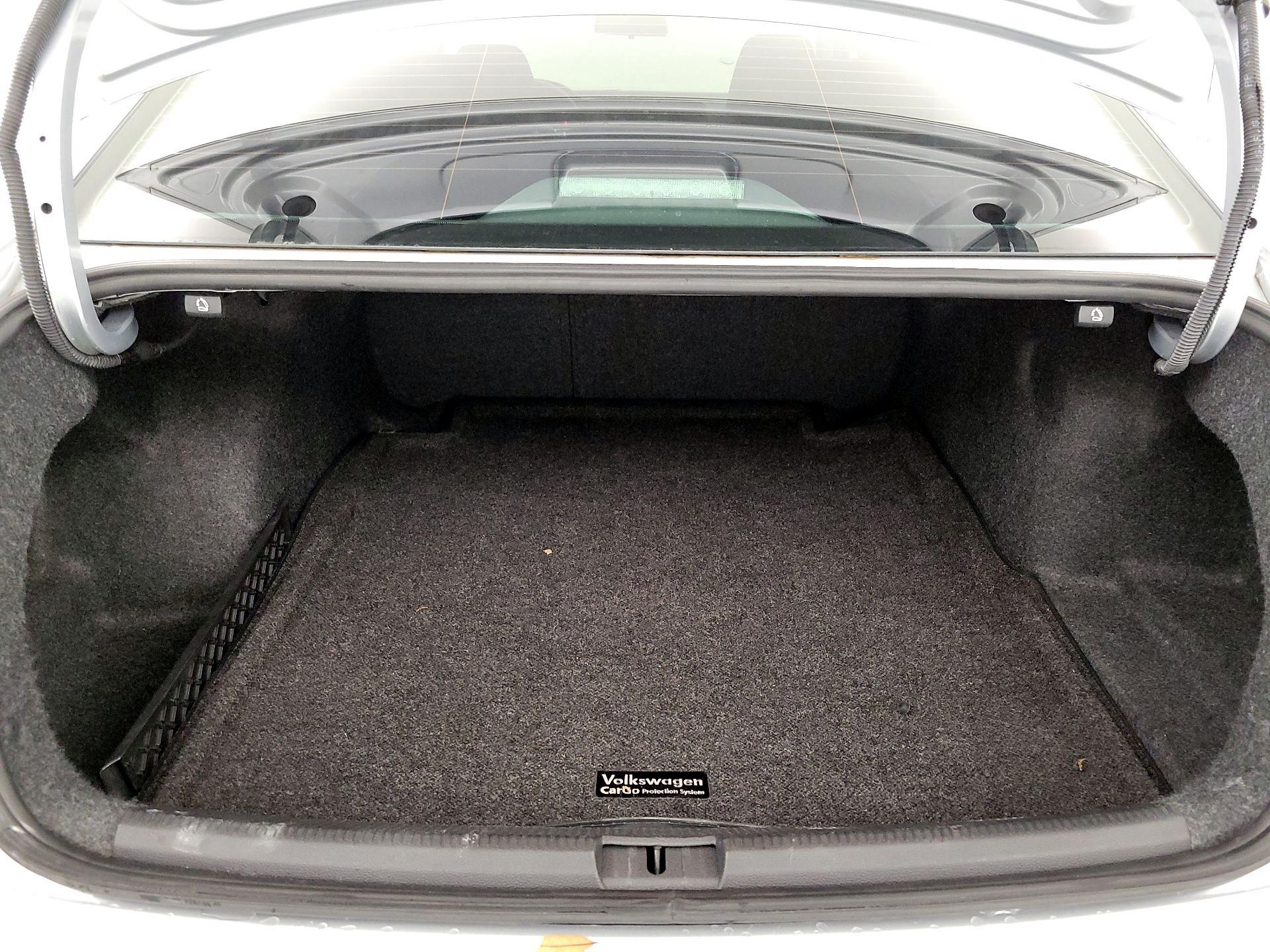 Thumbnail: 2018 Volkswagen Passat - 20