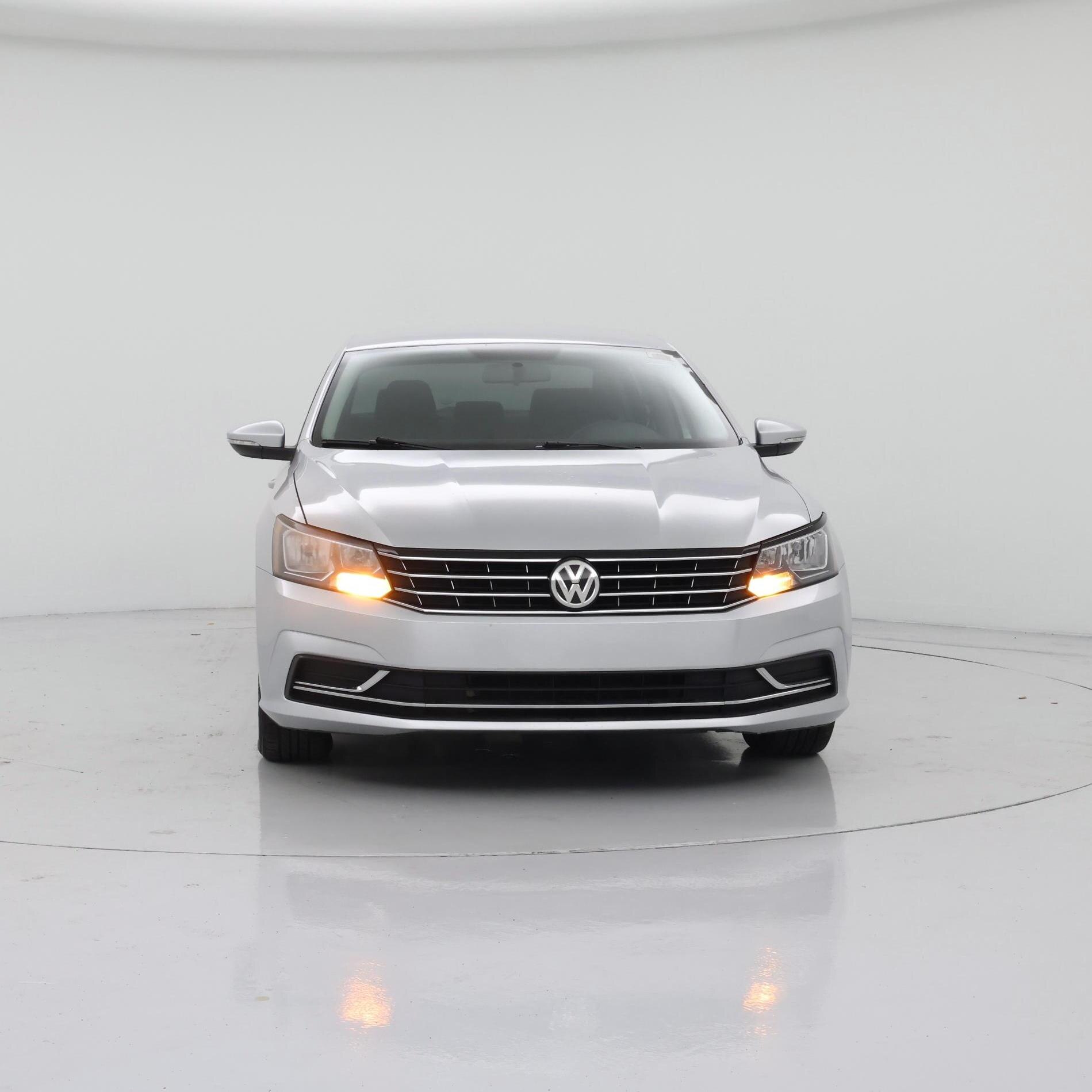 Thumbnail: 2018 Volkswagen Passat - 5