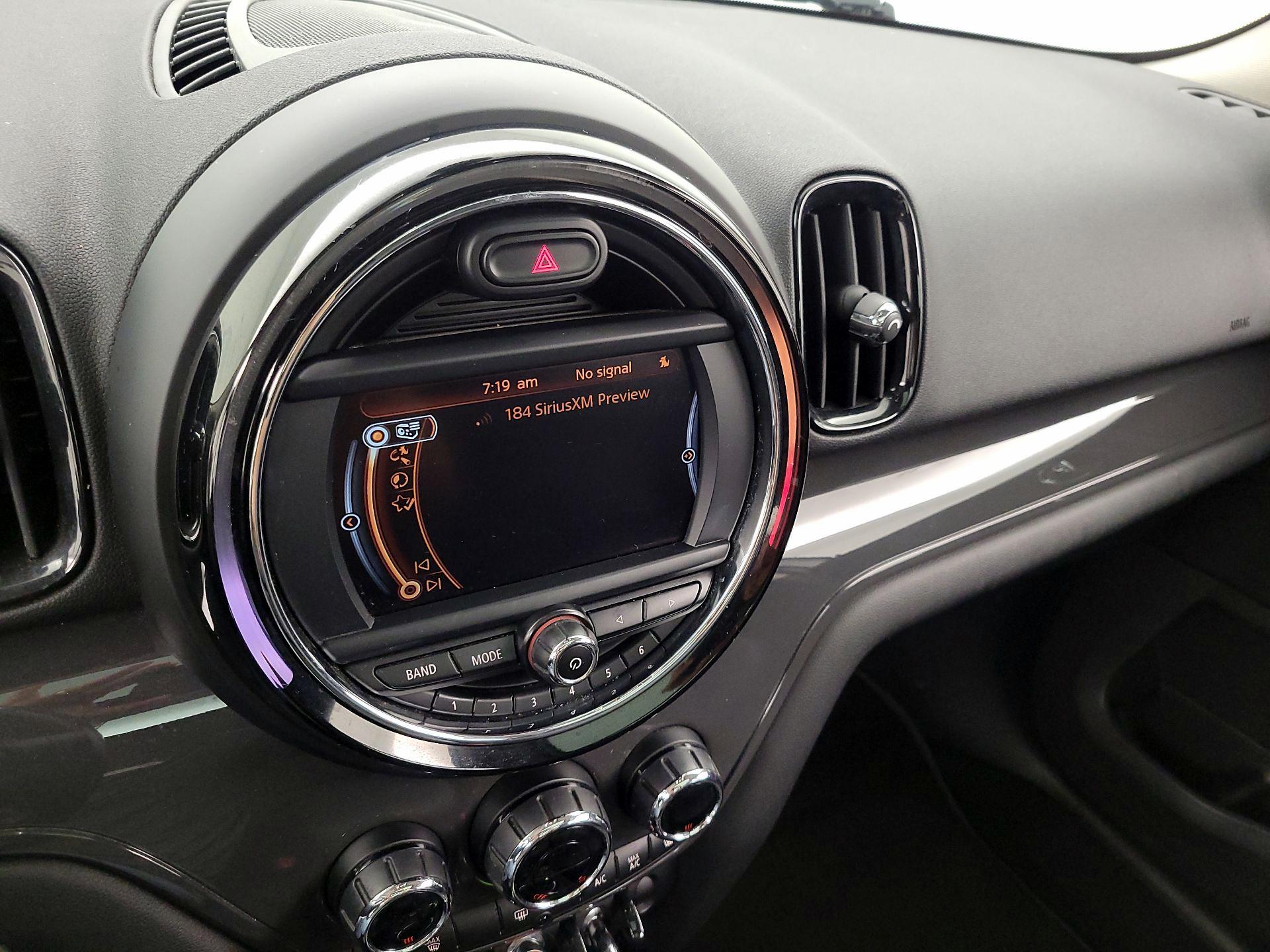 Thumbnail: 2017 MINI Cooper Countryman - 15