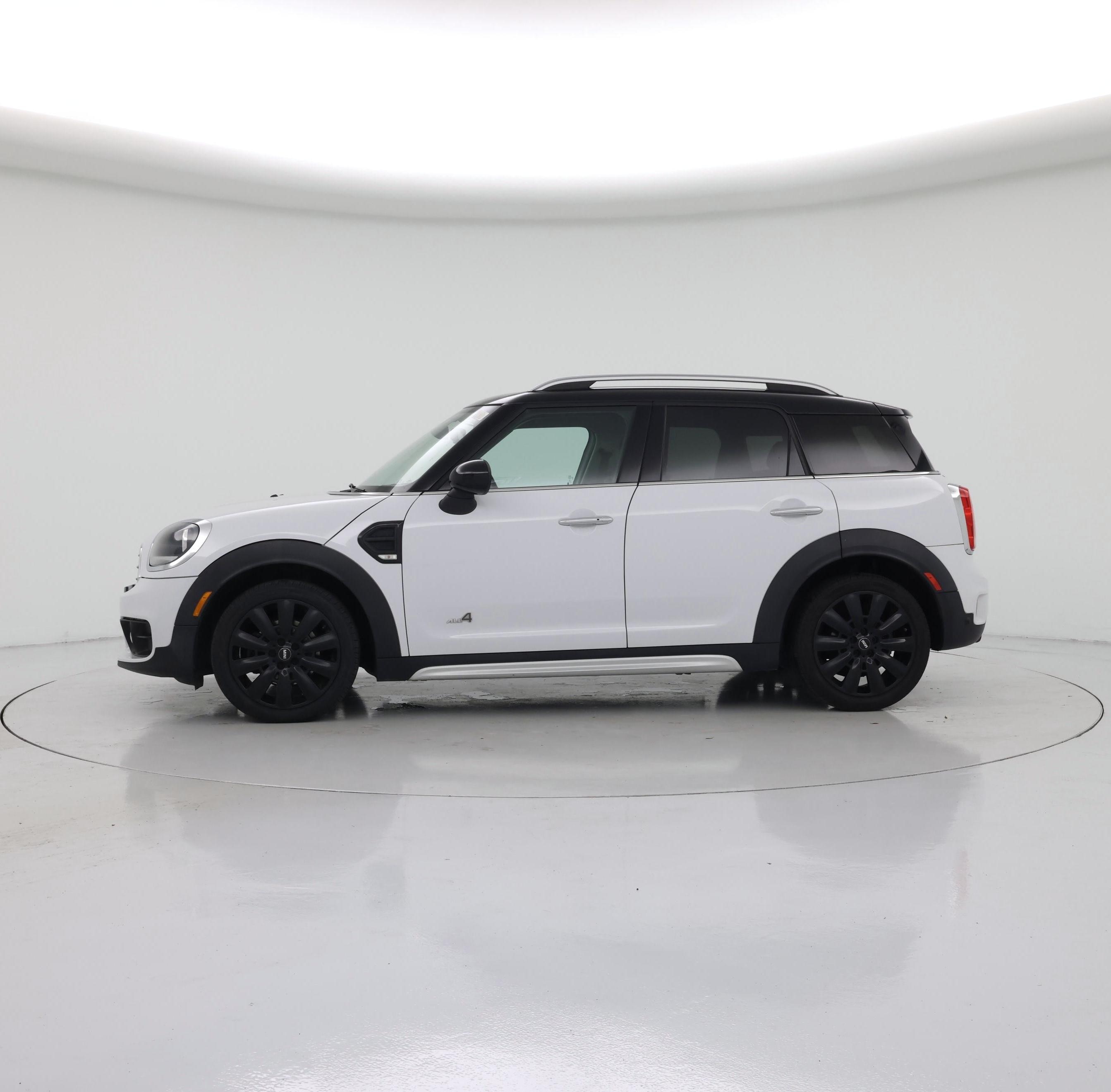 Thumbnail: 2017 MINI Cooper Countryman - 3