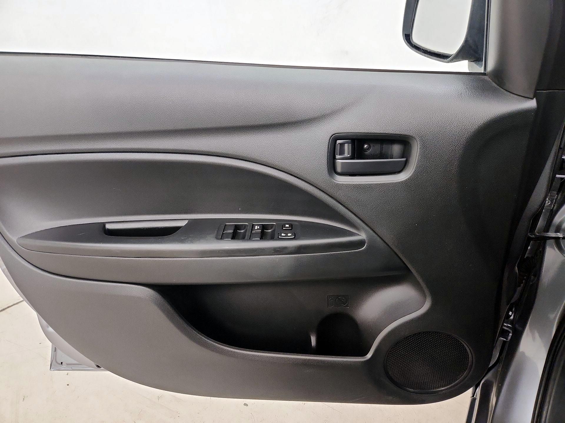 Thumbnail: 2022 Mitsubishi Mirage - 12