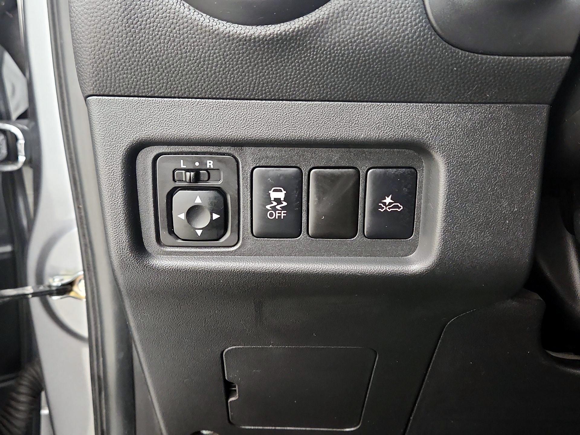 Thumbnail: 2022 Mitsubishi Mirage - 13