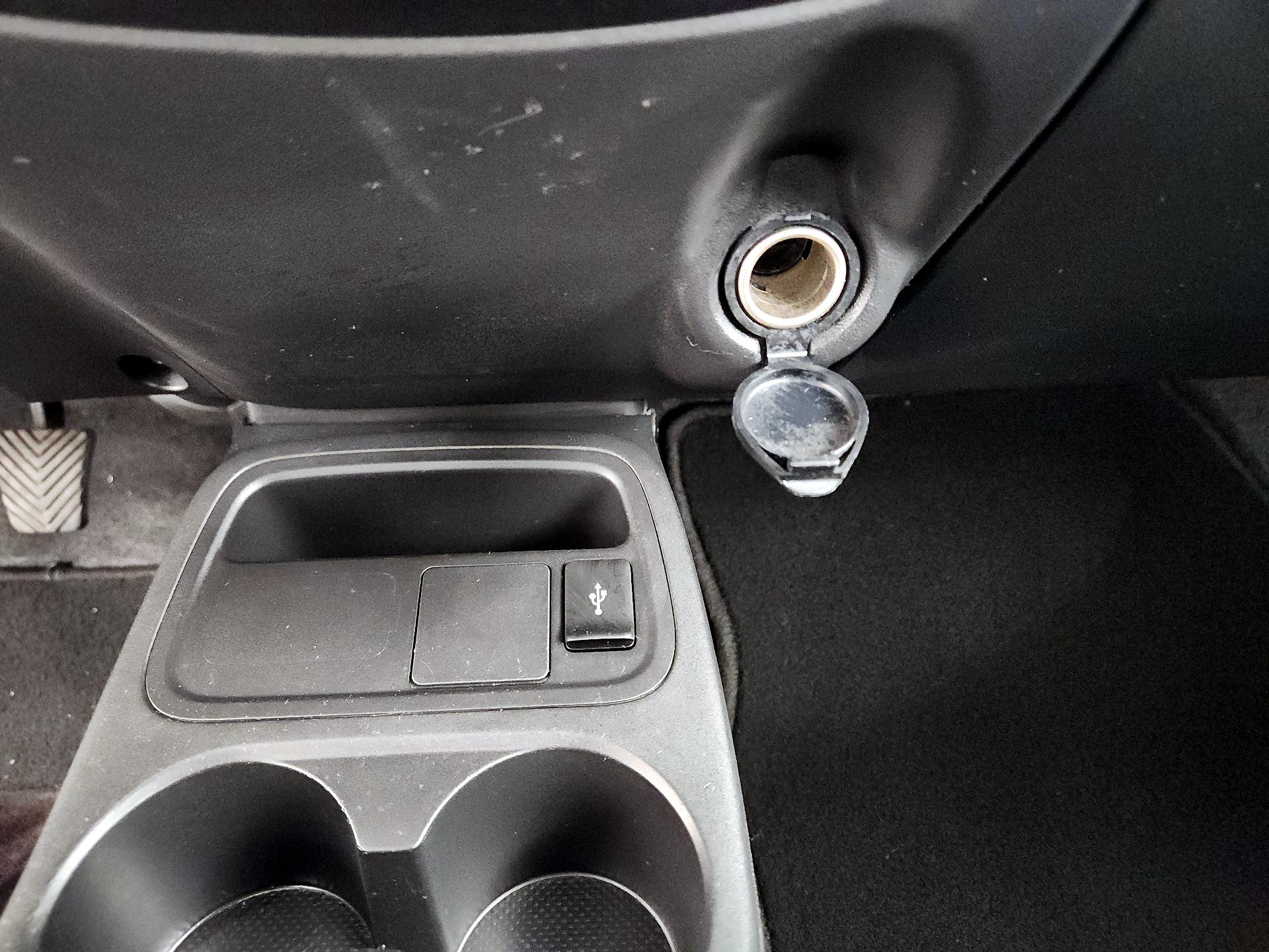 Thumbnail: 2022 Mitsubishi Mirage - 18