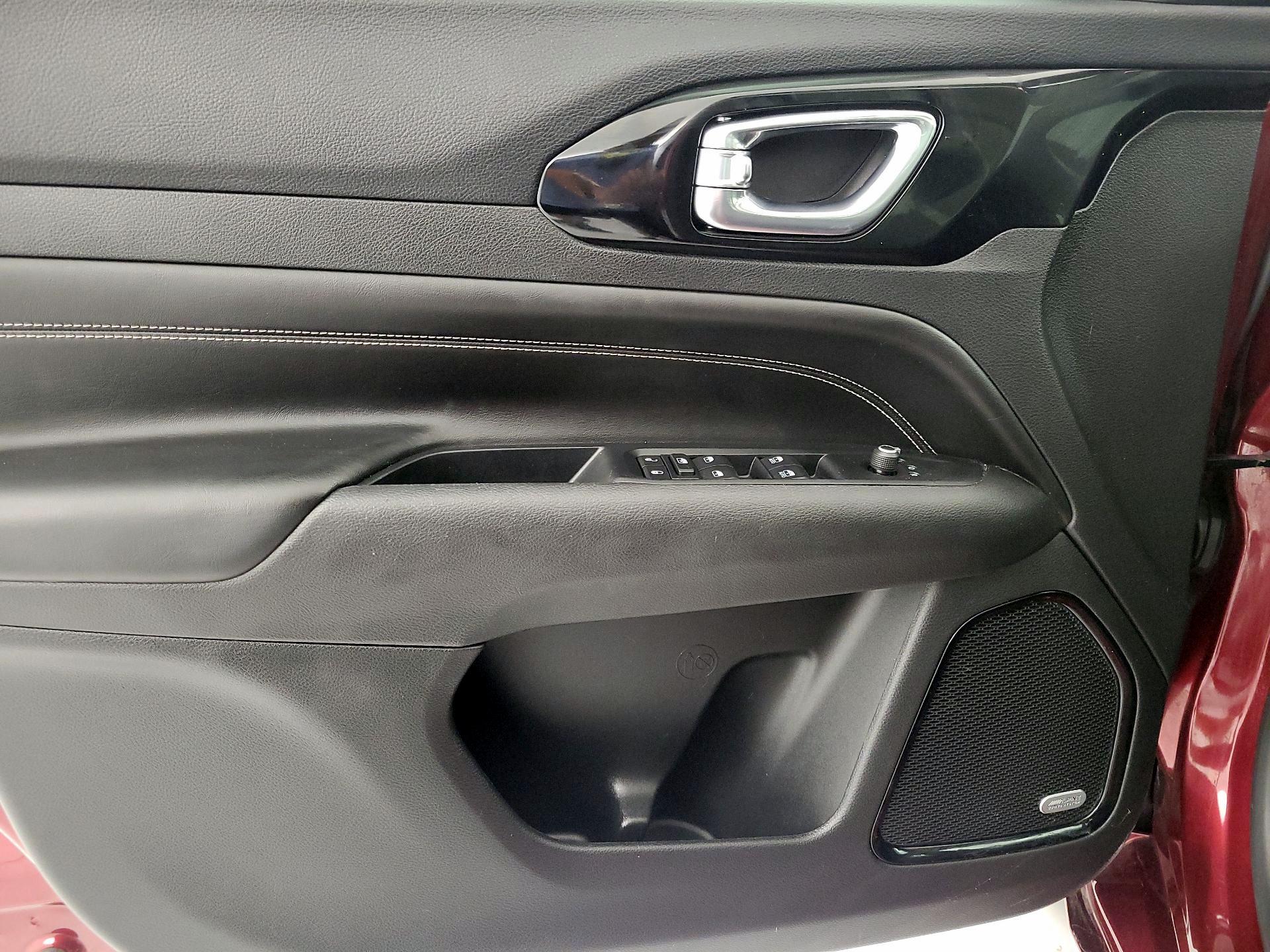 Thumbnail: 2022 Jeep Compass - 12