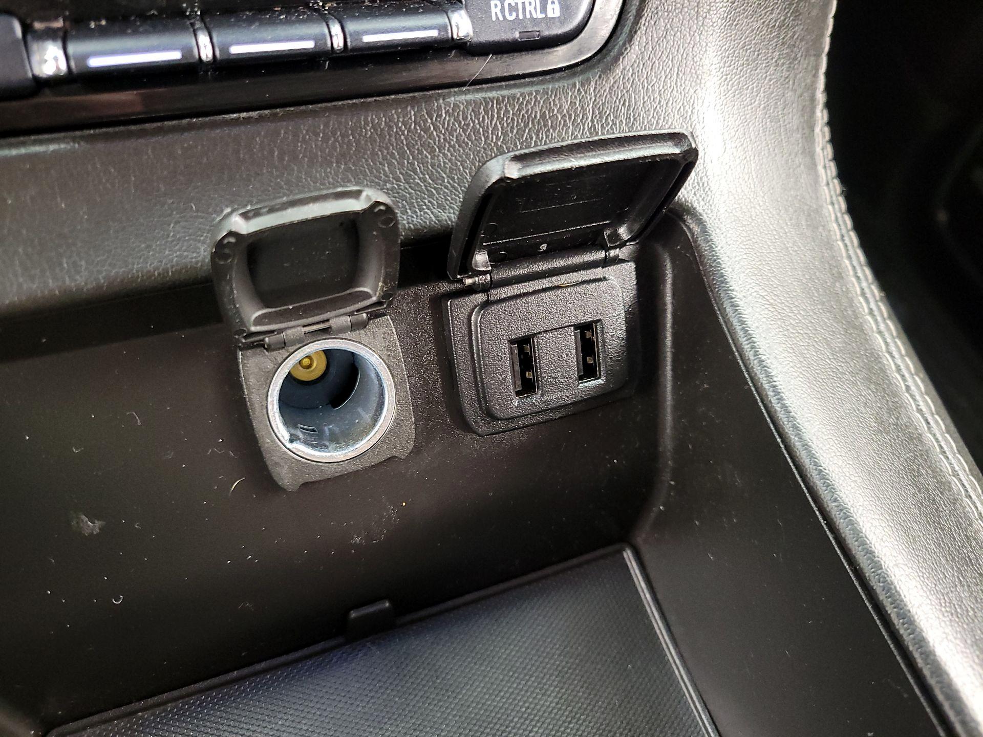 Thumbnail: 2019 GMC Yukon - 18