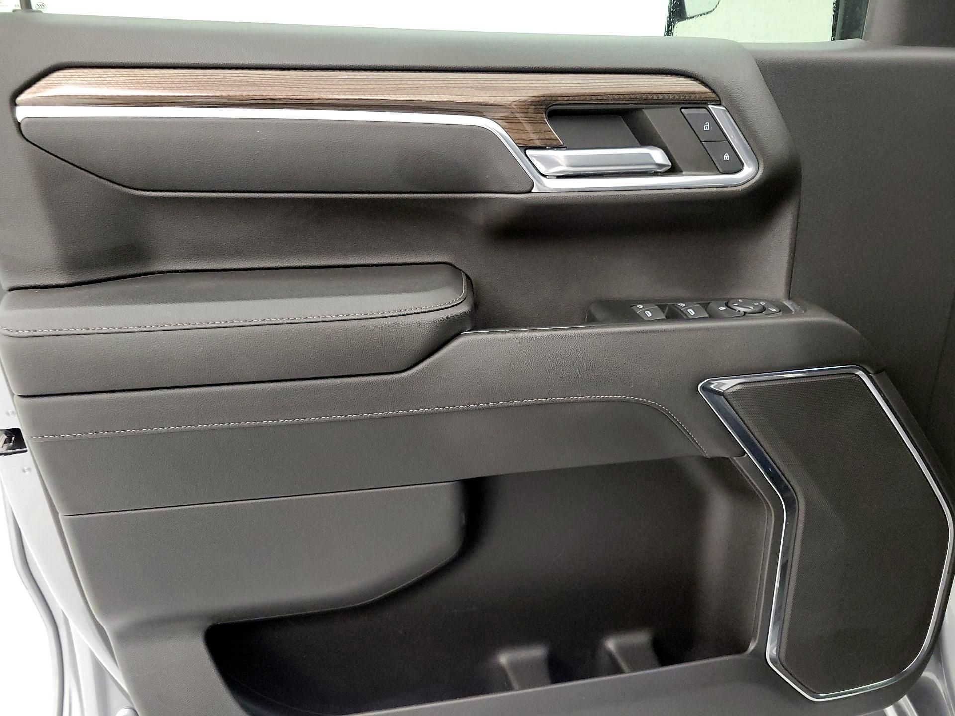 Thumbnail: 2023 Chevrolet Silverado 1500 - 12