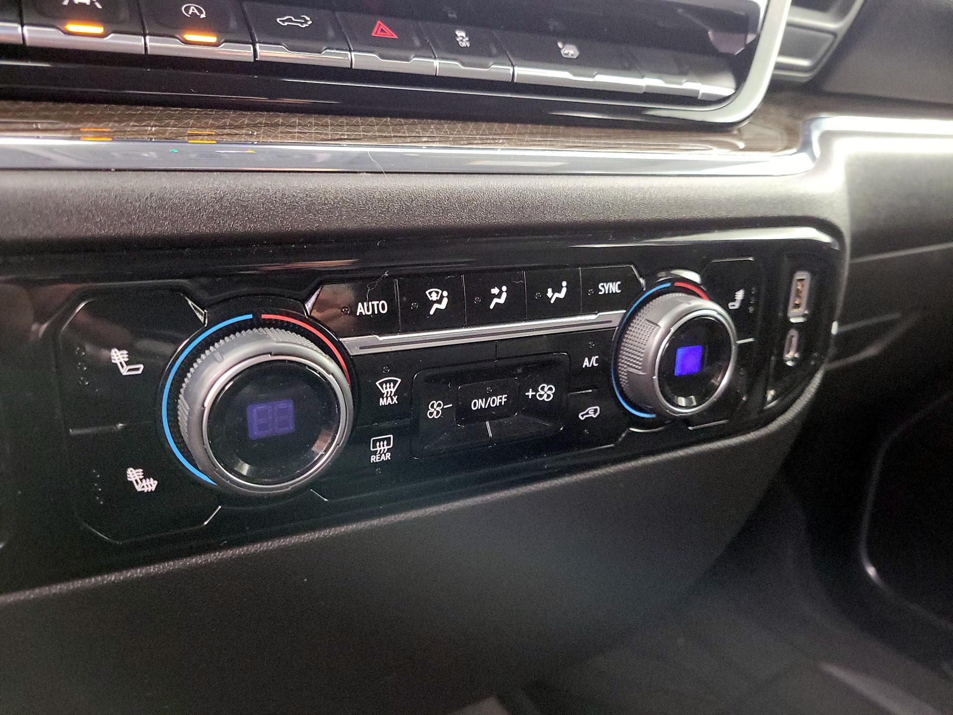 Thumbnail: 2023 Chevrolet Silverado 1500 - 16