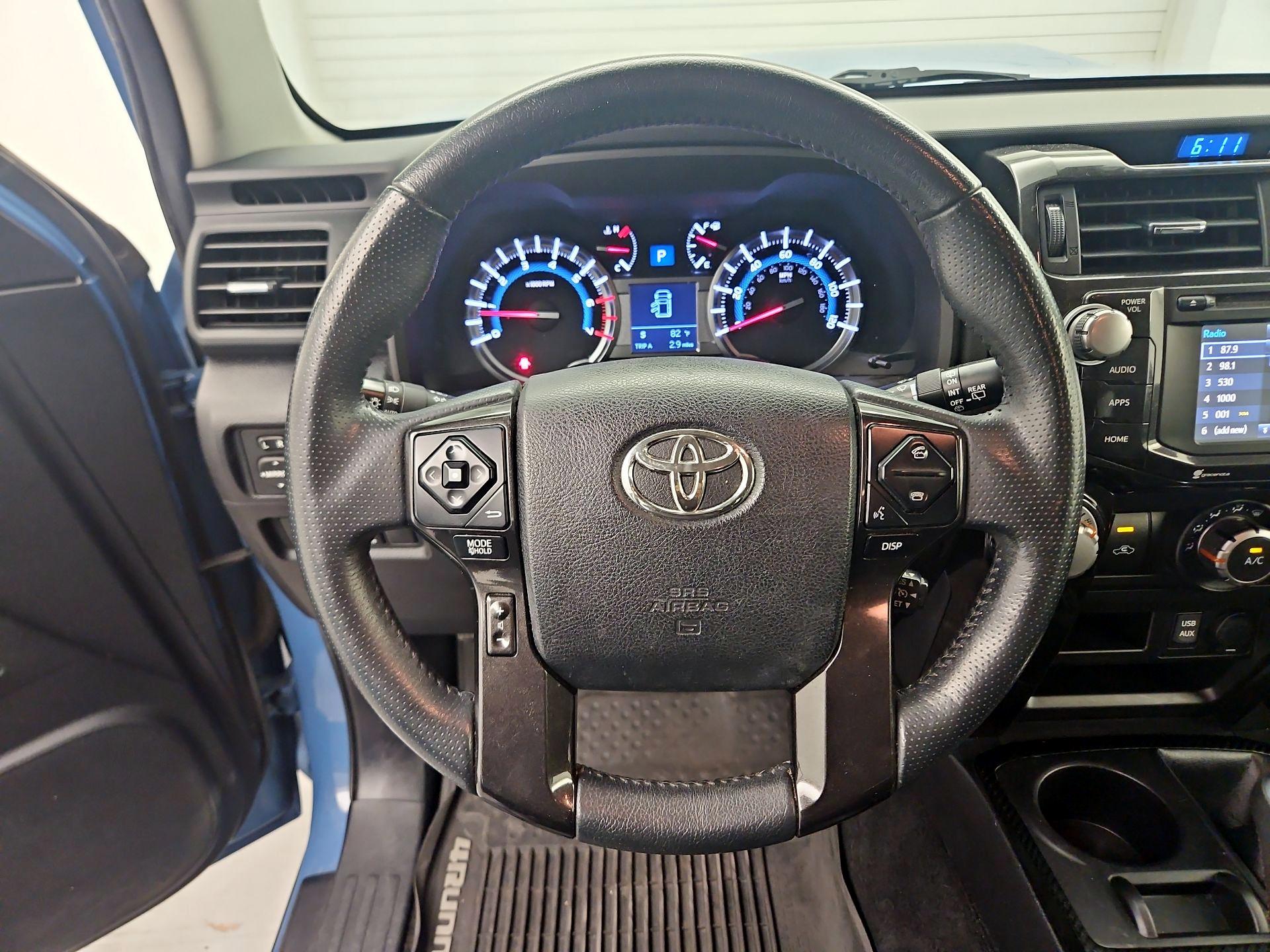 Thumbnail: 2018 Toyota 4Runner - 10