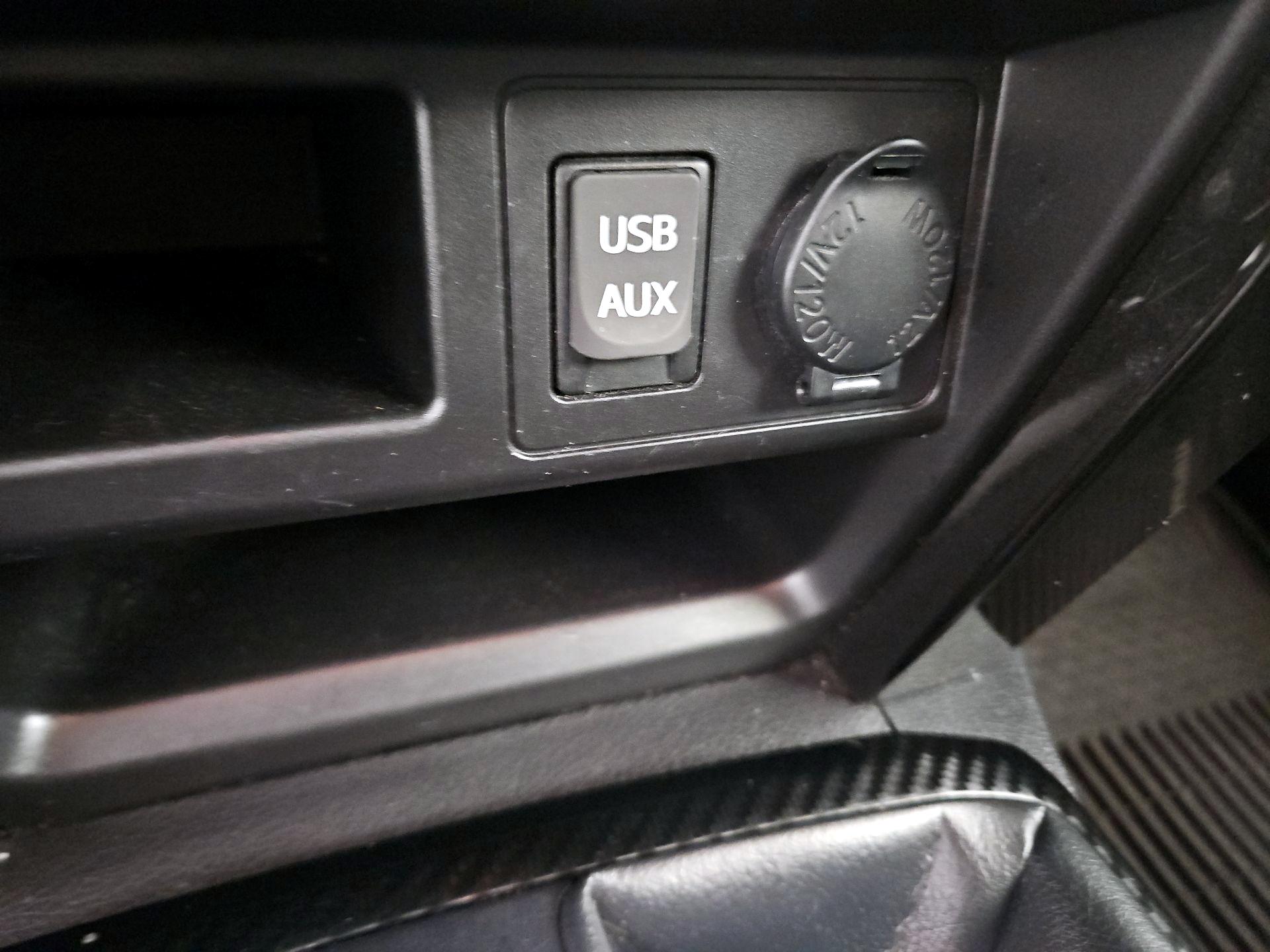 Thumbnail: 2018 Toyota 4Runner - 18