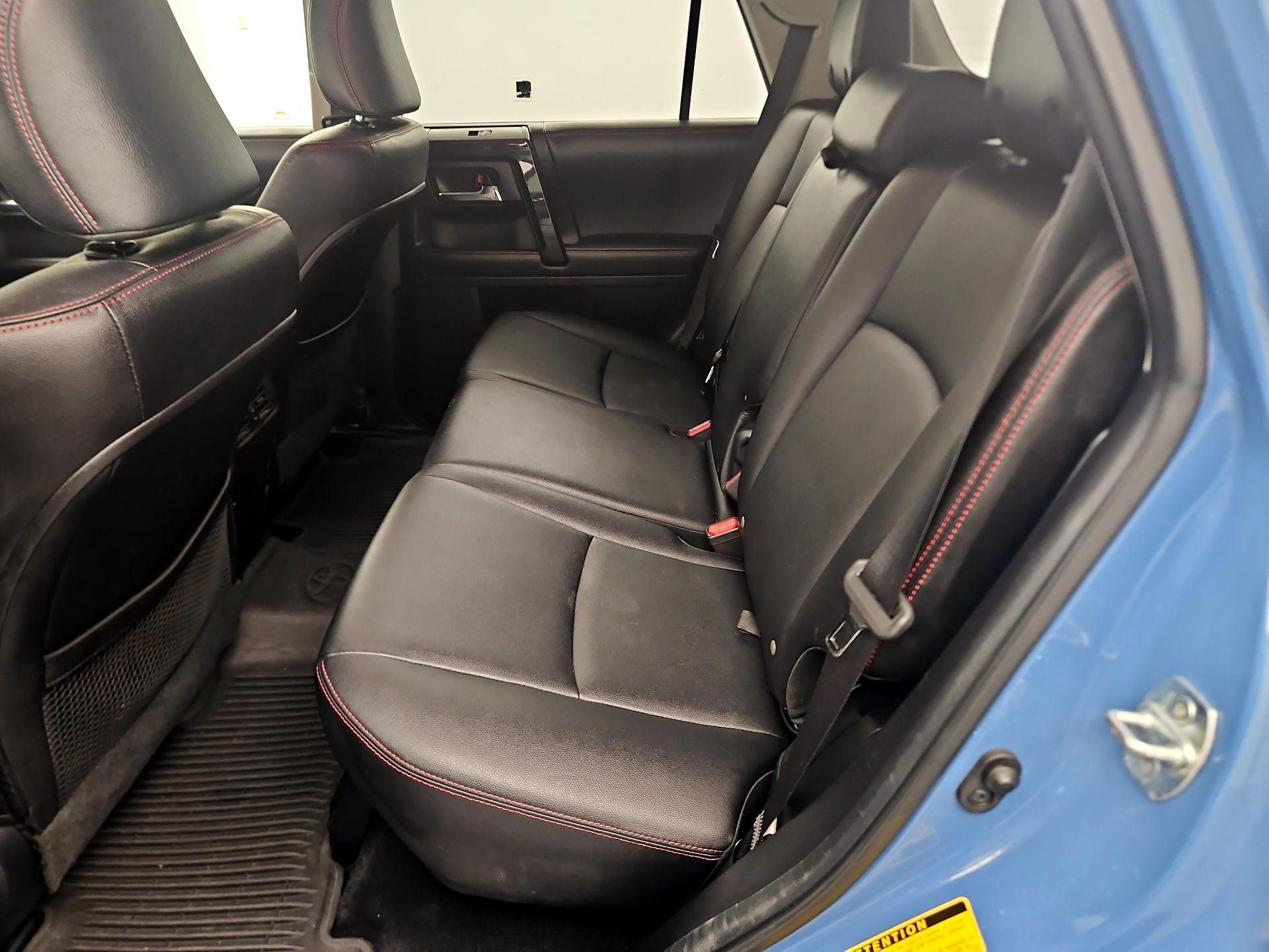 Thumbnail: 2018 Toyota 4Runner - 19