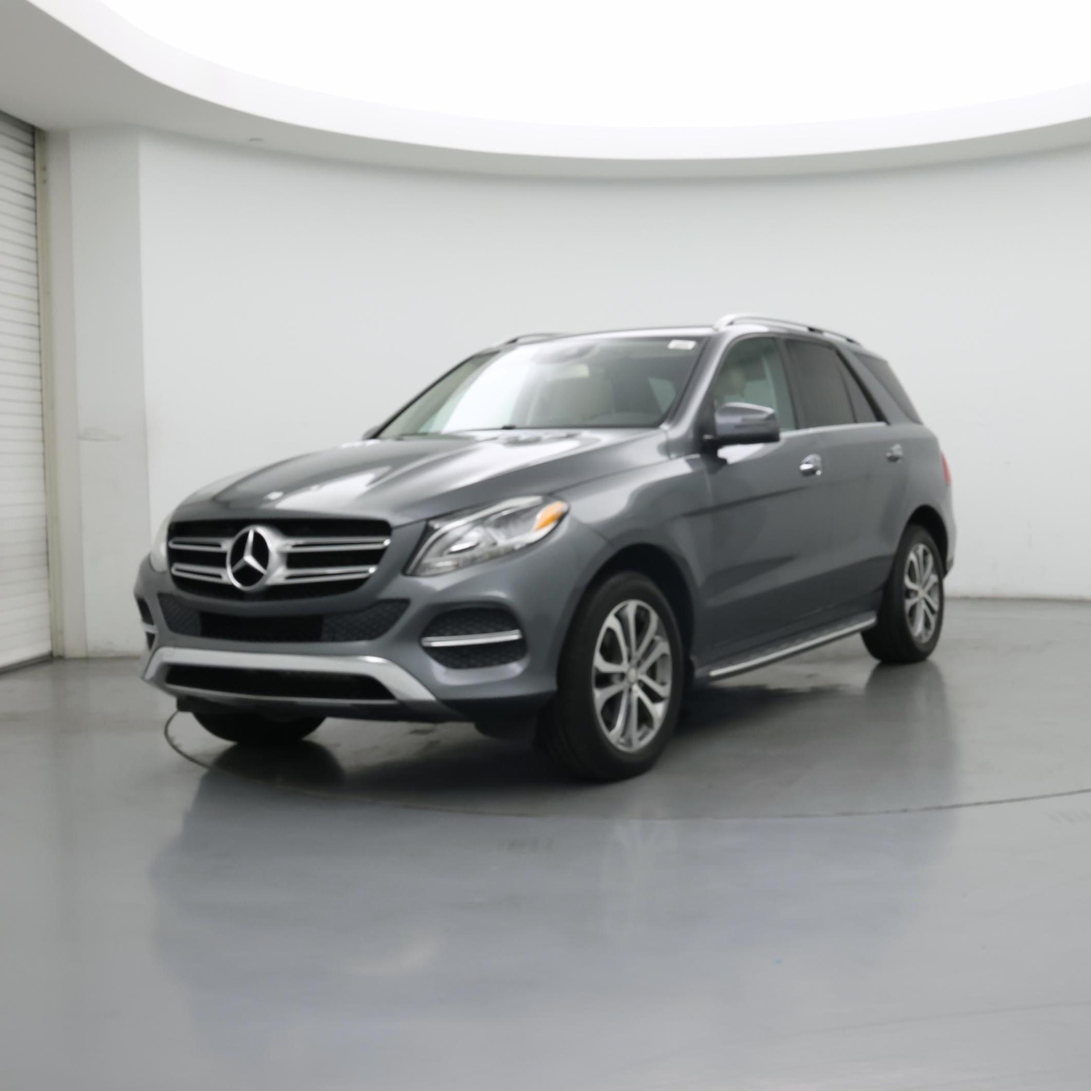 Thumbnail: 2017 Mercedes-Benz GLE - 4