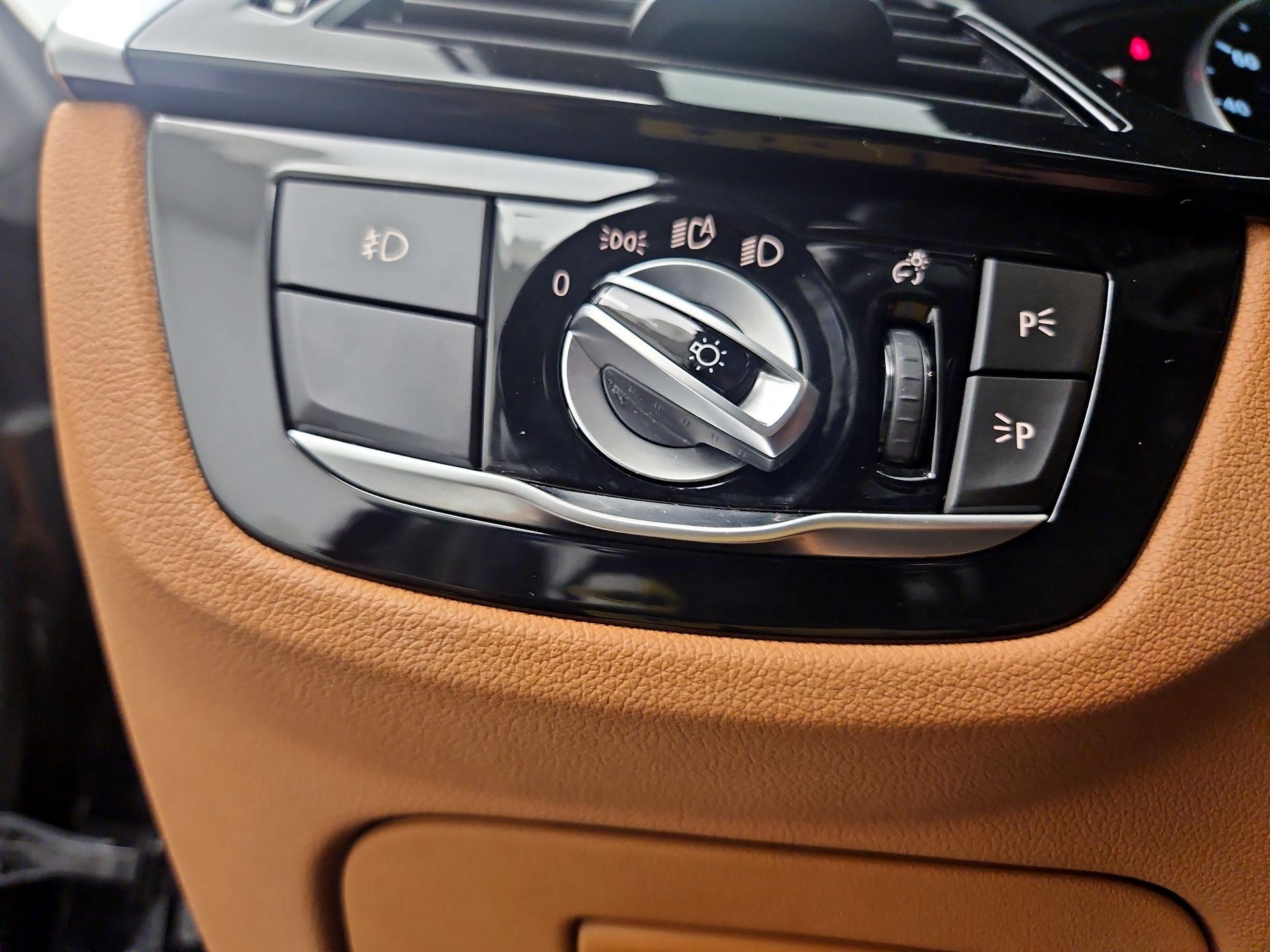 Thumbnail: 2017 BMW 5 Series - 13