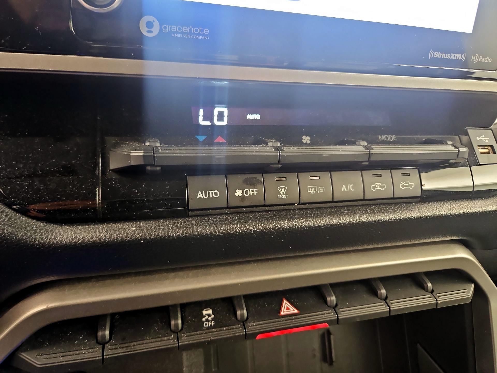 Thumbnail: 2023 Toyota Tundra - 16