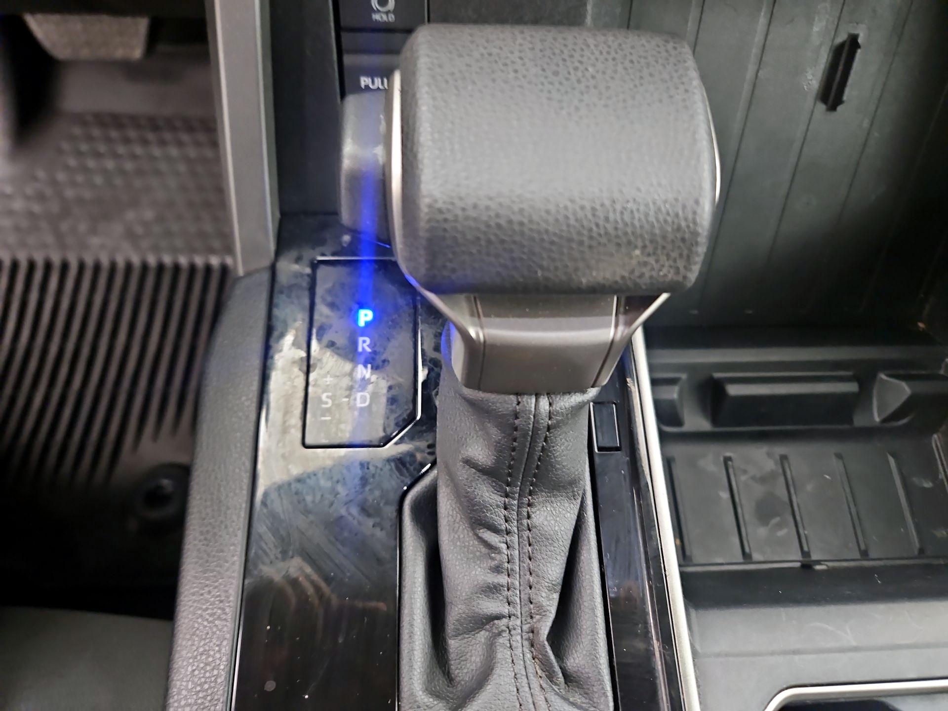 Thumbnail: 2023 Toyota Tundra - 17